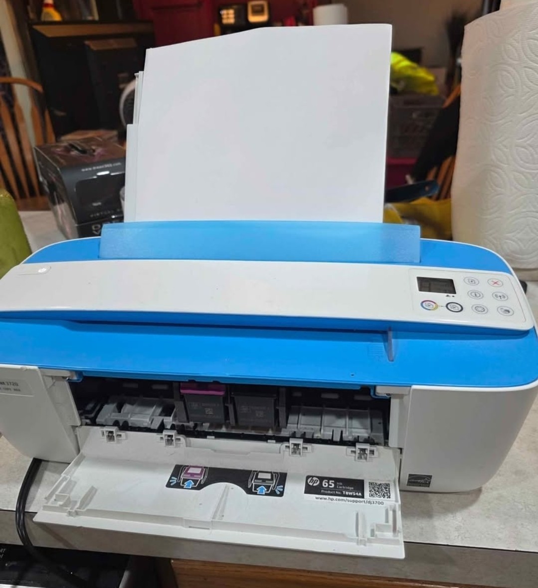 Hp desk jet 3720 printer, Blue And White.