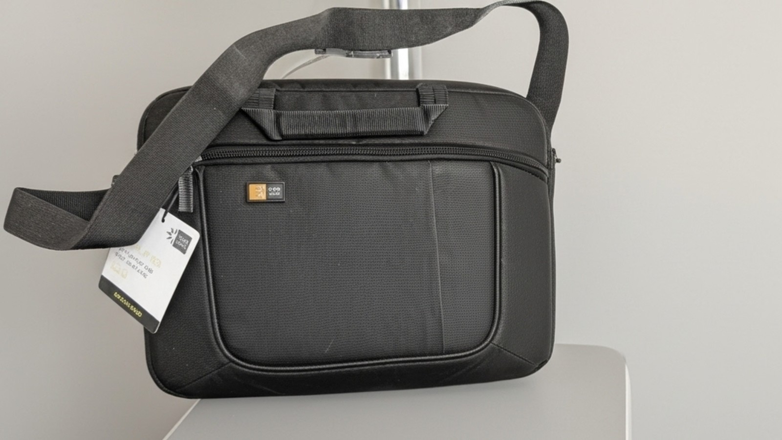 Case Logic 14.1” Laptop and iPad Slim Case Black