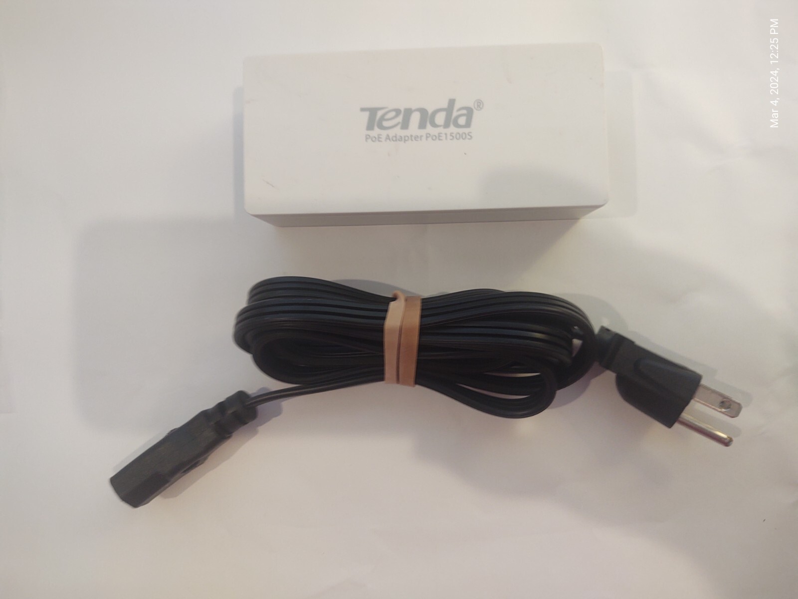 Tenda PoE Adapter PoE1500S