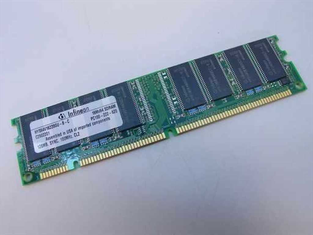 Infineon 128MB PC100 SDRAM DIMM 16Mx64 100MHz CL2 168-Pin Desktop RAM
