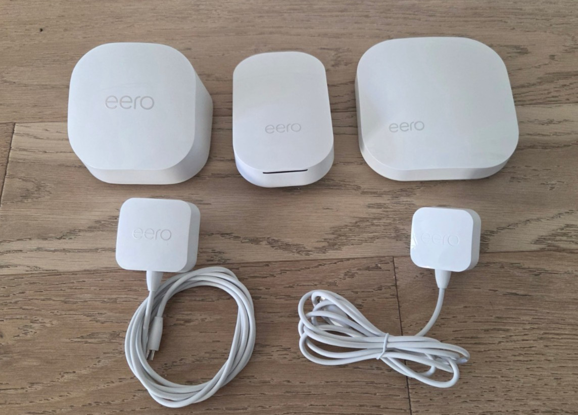 EERO Complete Package: EERO Pro, 6+ Plus Wi-Fi Mesh Router and Beacon+4500 sq ft