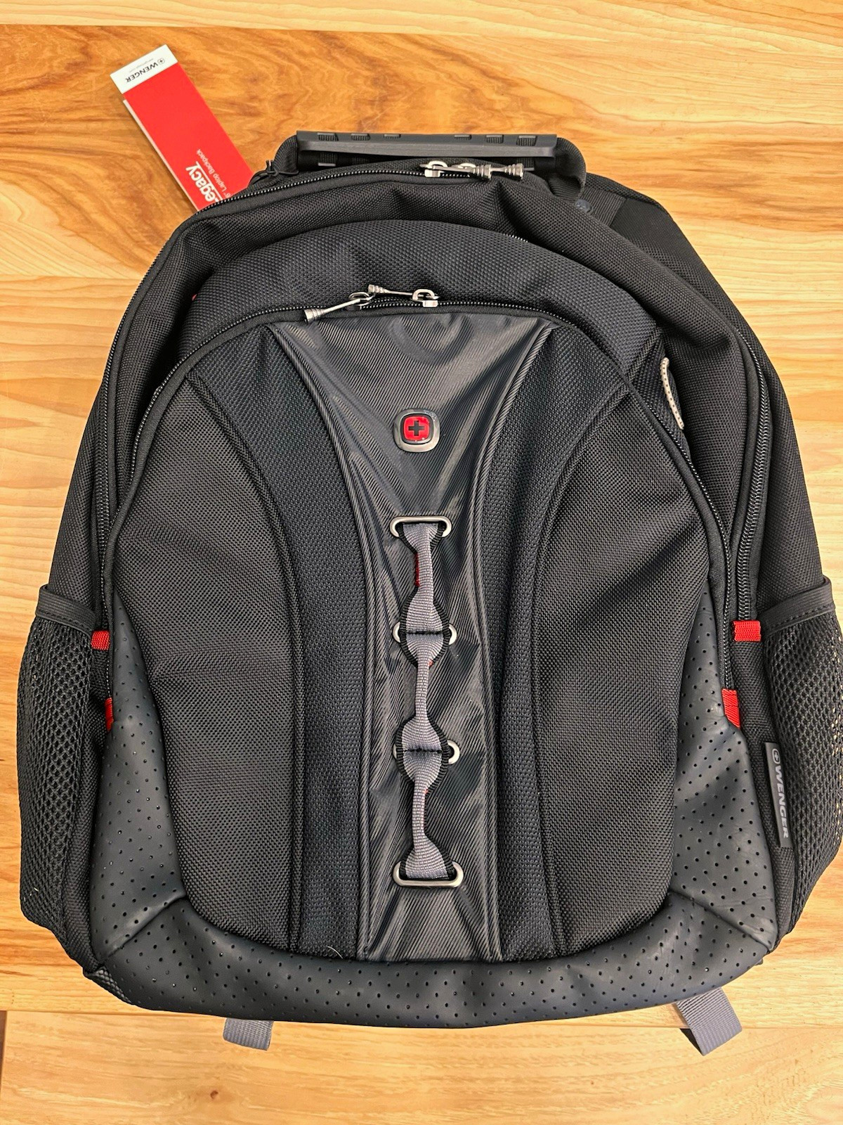 Wenger Legacy 16in Laptop Backpack Black/Gray Polyester Padded