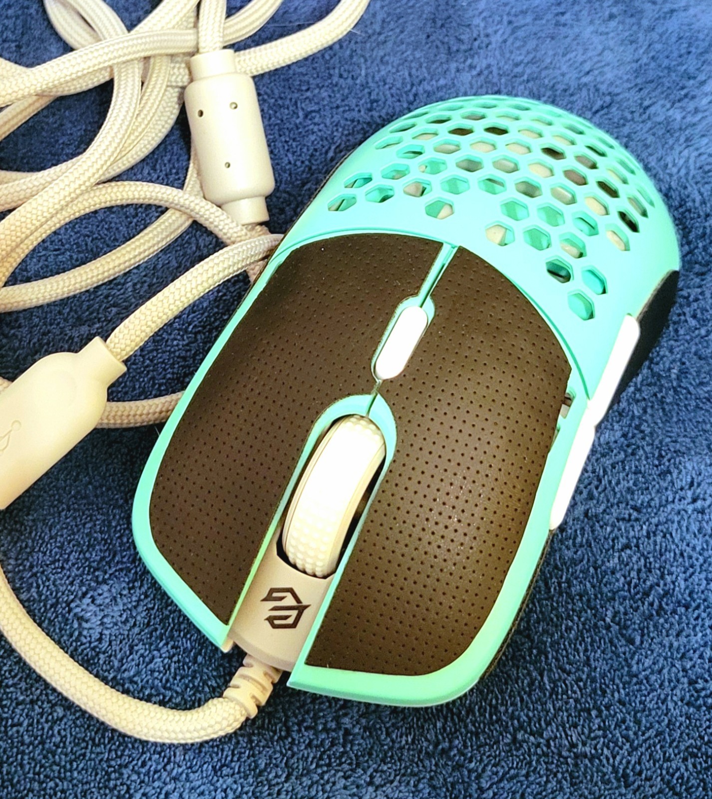 Wired Gaming Mouse G-wolves Hati HTS ACE. Finalmouse-Style Honeycomb -Rare Teal