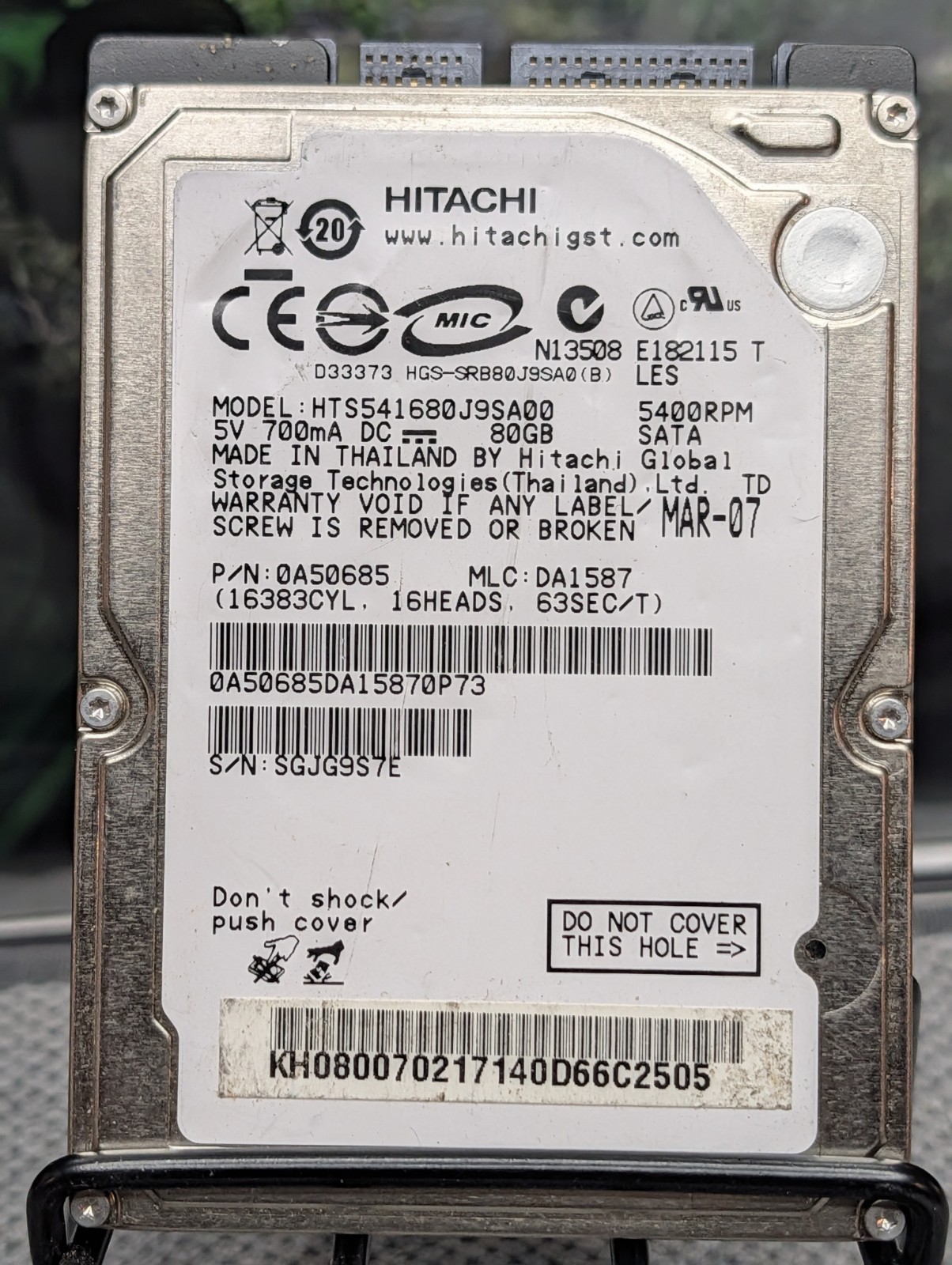 Hitachi Travelstar HTS541680J9SA00 80GB Internal 5400RPM 2.5" SATA