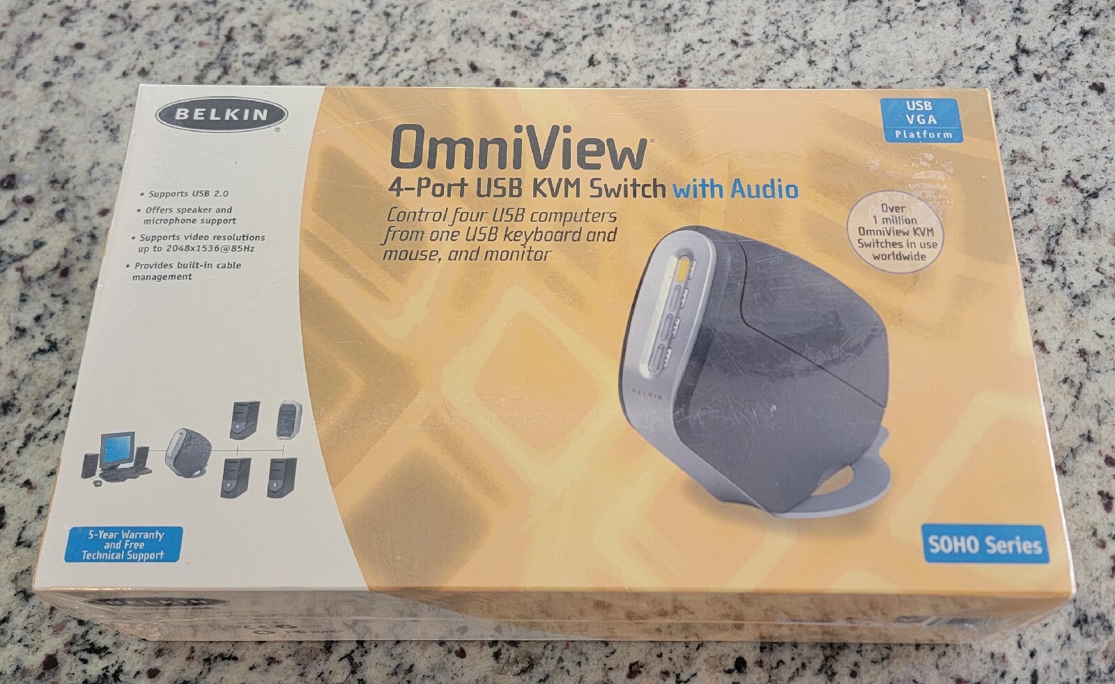 Belkin  OmniView SOHO Series (F1DS104U) 4-Ports External KVM switch USB