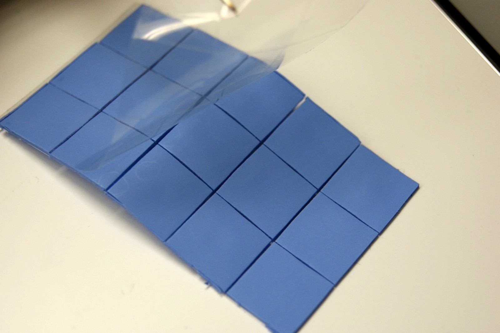 lot of 15 Thermal Conductive Pads 15x15x1 mm For Heat-sink Chip GPU/CPU PS 2 3 