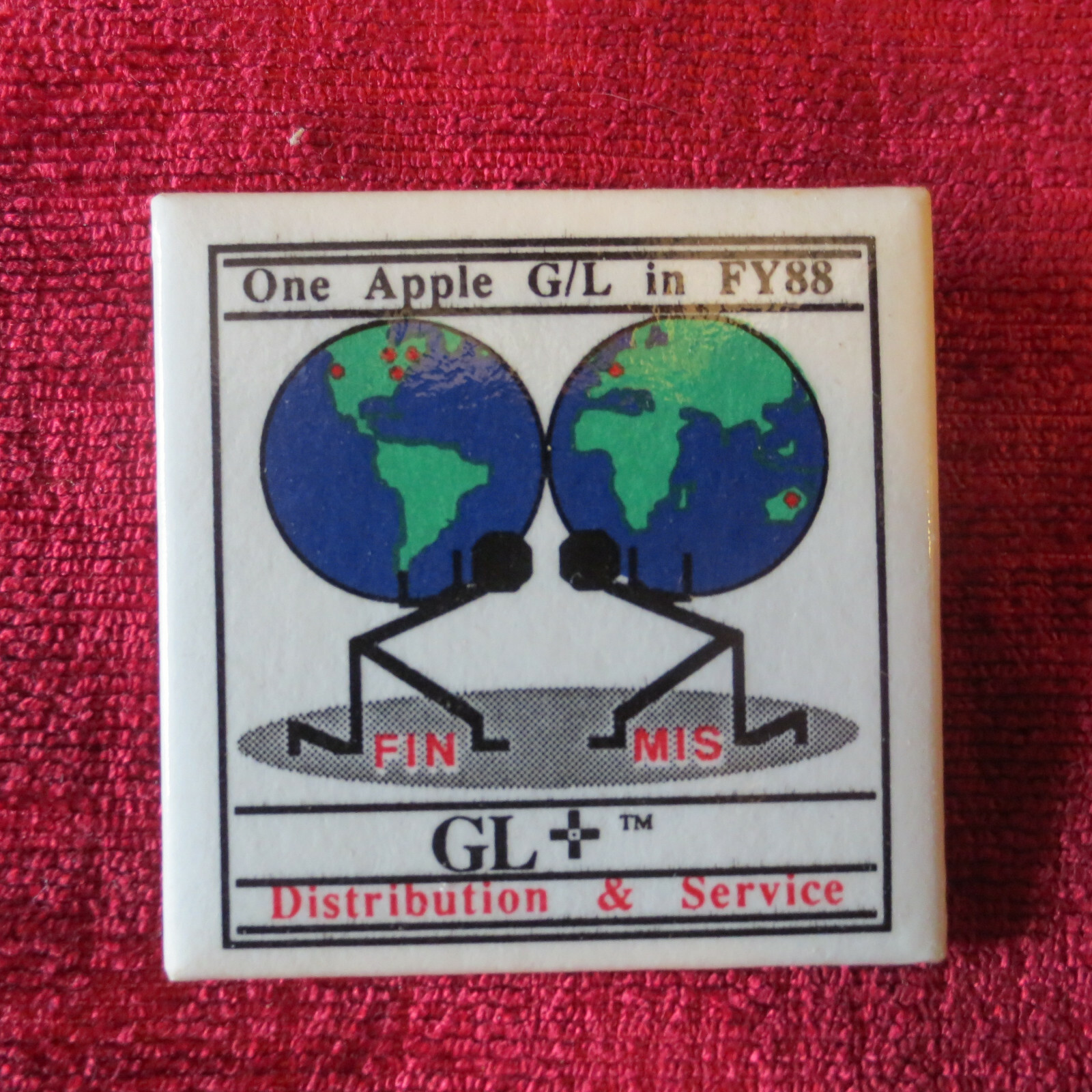 Vintage Apple: "One Apple G/L in FY88" button, 1988