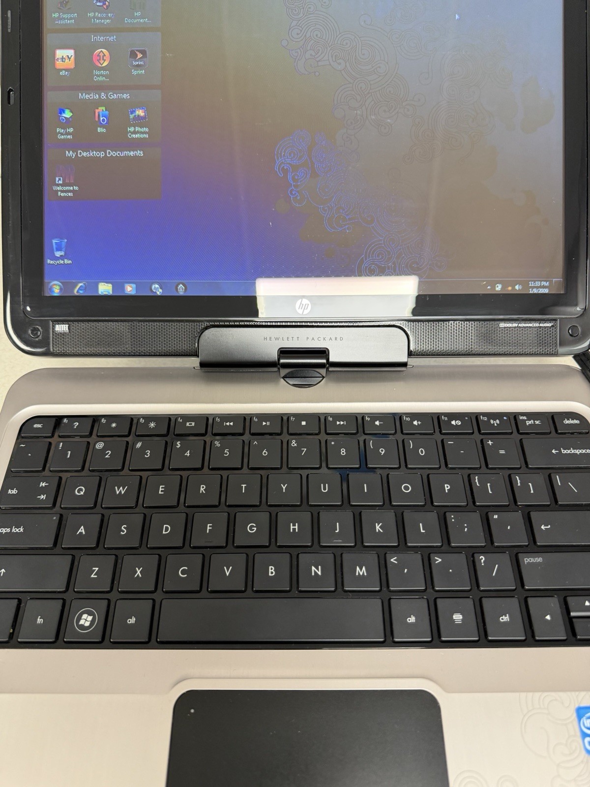 HP TouchSmart TM2 Intel i5-U470 1.33GHz 4gb RAM. Wiped And Tested. See Pics Read