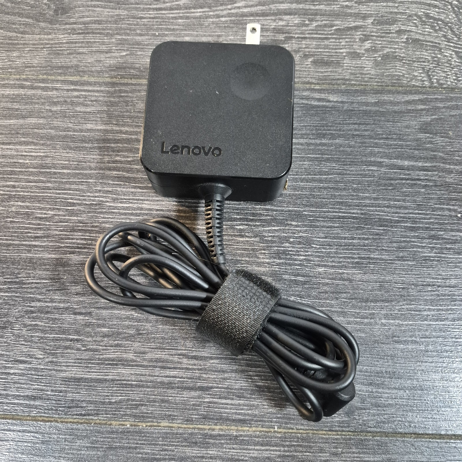 LENOVO PA-1450-55LL 20V 2.25A 45W Genuine Original AC Power Adapter Charger