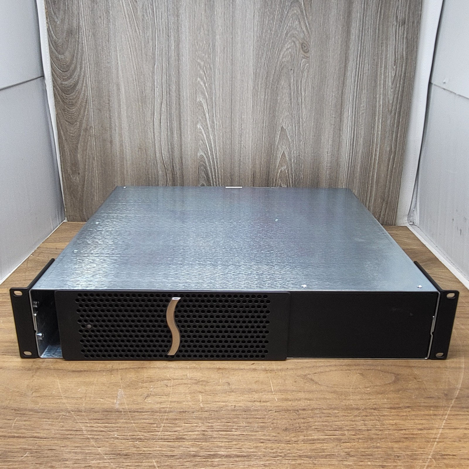 Sonnet Echo Express III-R EXP3FR Thunderbolt 2 3-Slot PCIe Expansion Chassis