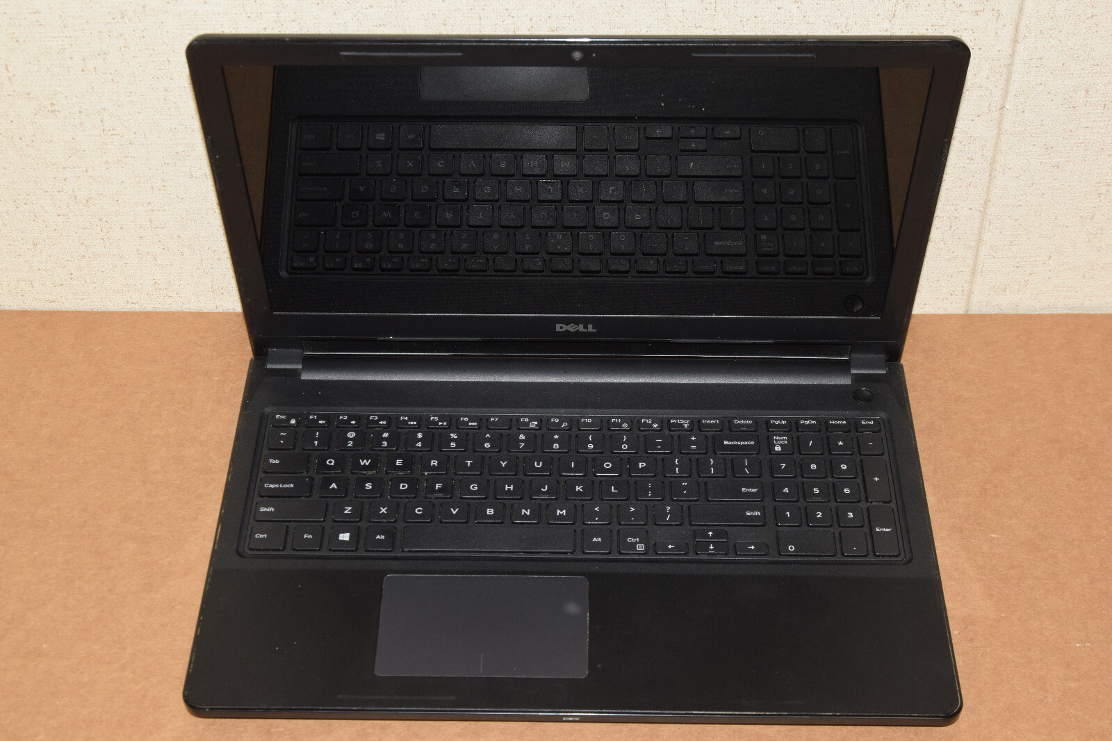 DEAD JUNK Dell Inspiron 15 3567 15.6" Laptop Incomplete AS IS Parts Repair