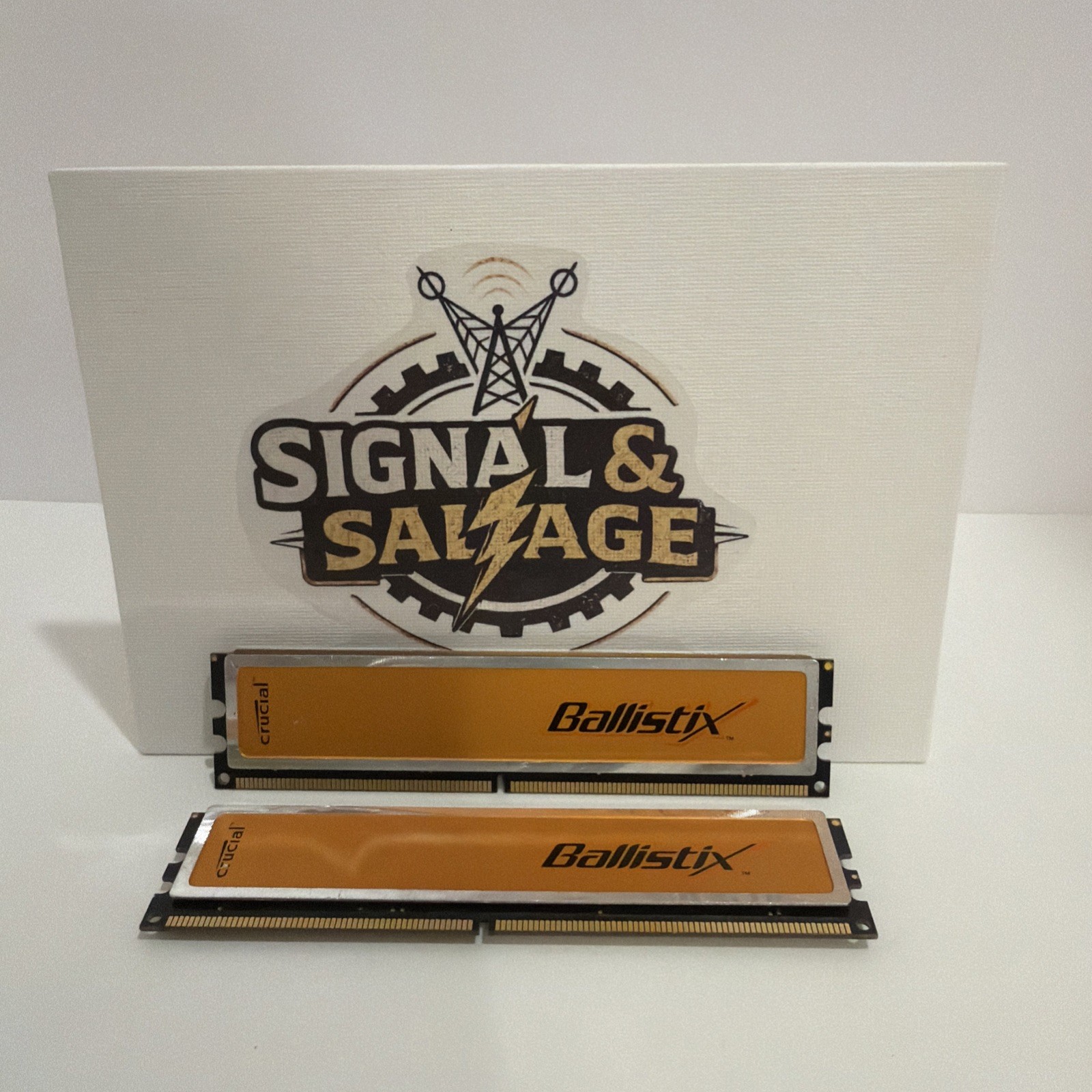 Crucial Ballistix BL12864AA80A.8FH5 2GB Kit (2x1GB) DDR2 PC2-6400 Untested
