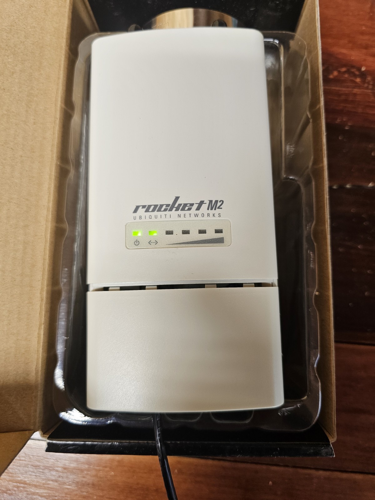 Ubiquiti Networks airMAX RocketM 2GHz BaseStation - White