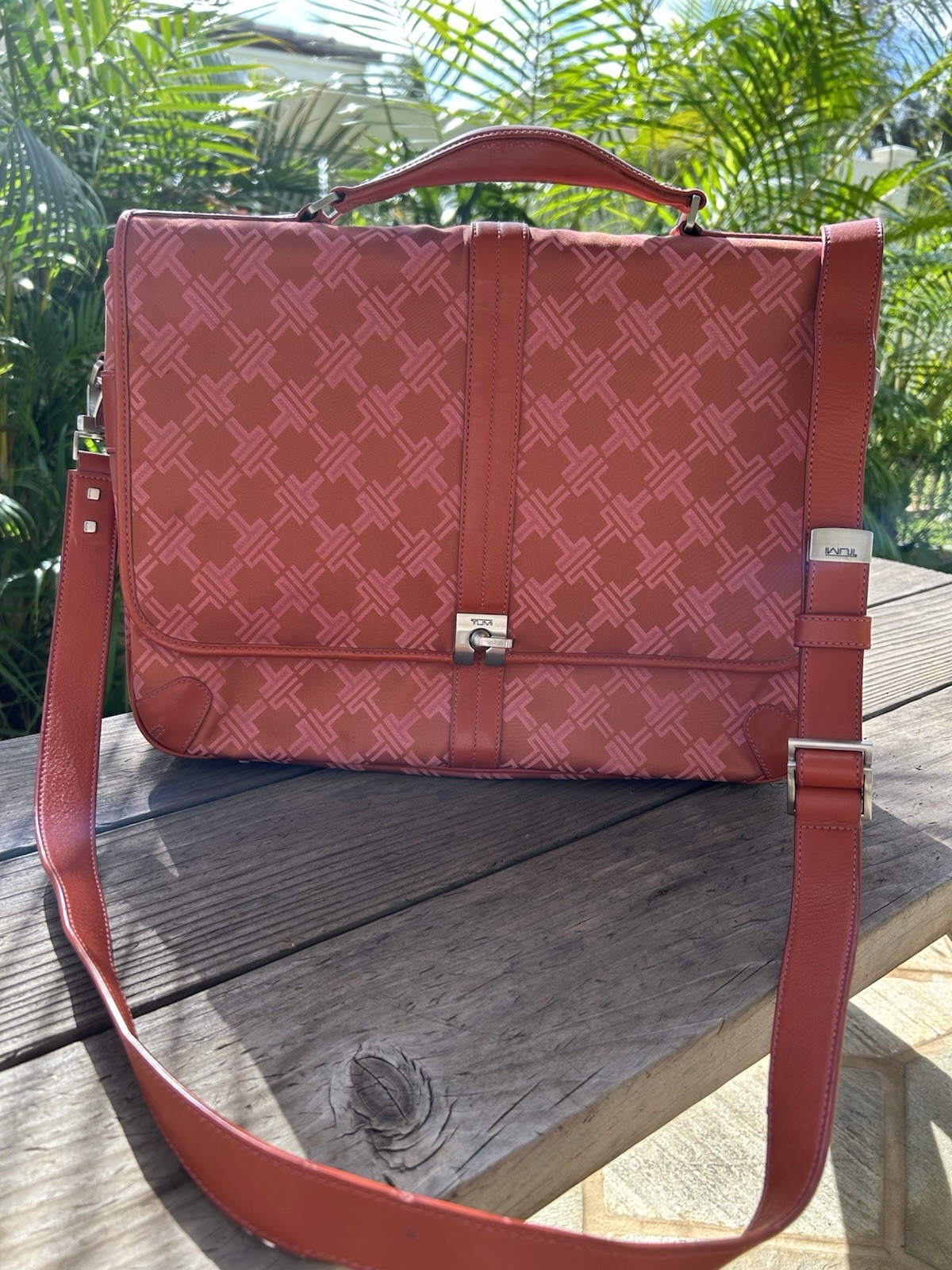 Tumi Signature Collection Women's Laptop Messenger Shoulder Bag