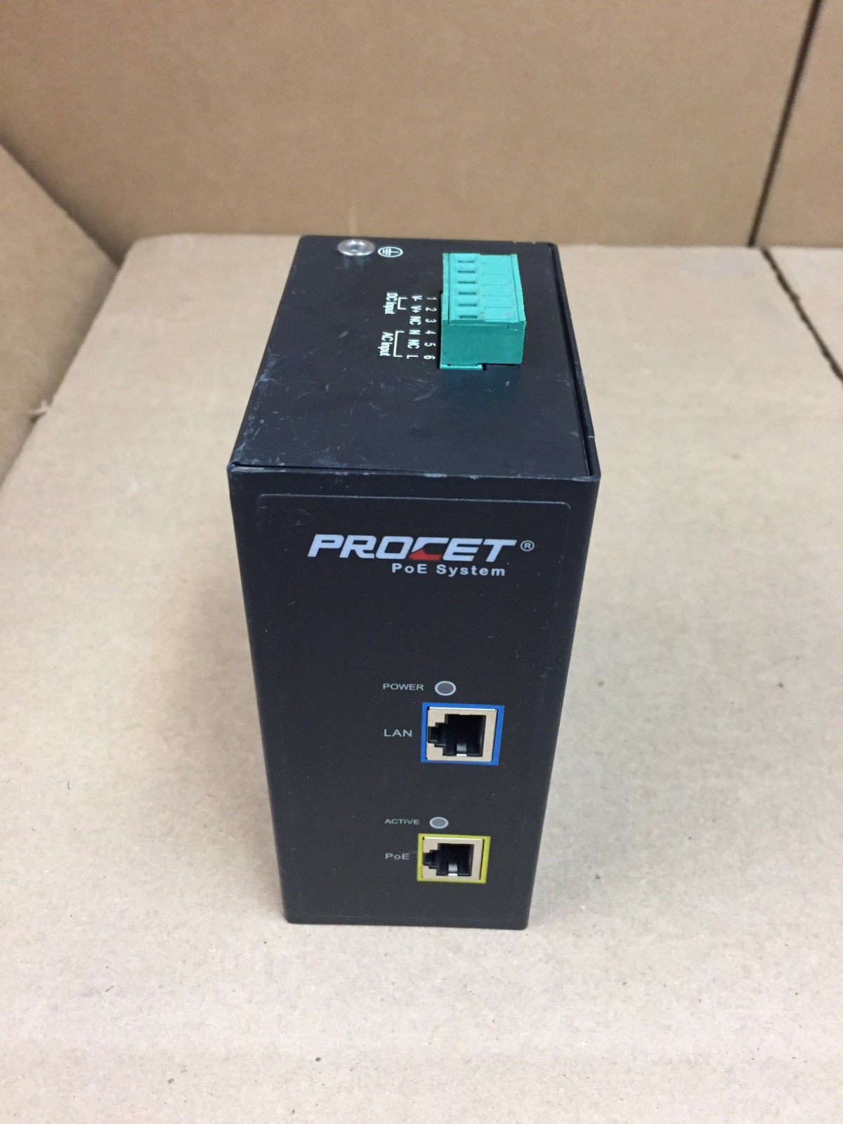 PROCET POE SYSTEM PT-PSE105G-AC AC DC Power Input / 30W Power Injector