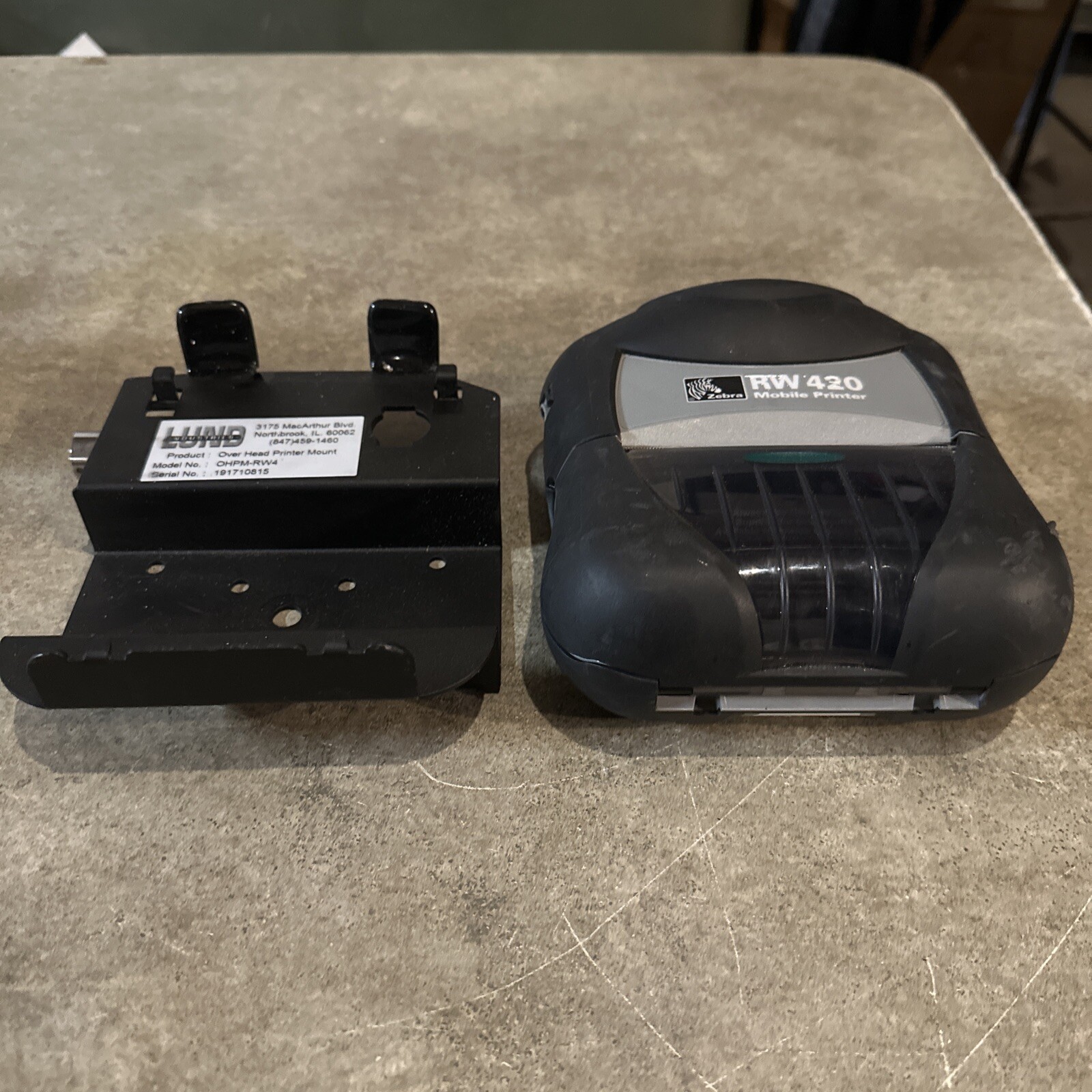Zebra RW420 Mobile Printer Bloototh With Mount No Key Good Working Condition