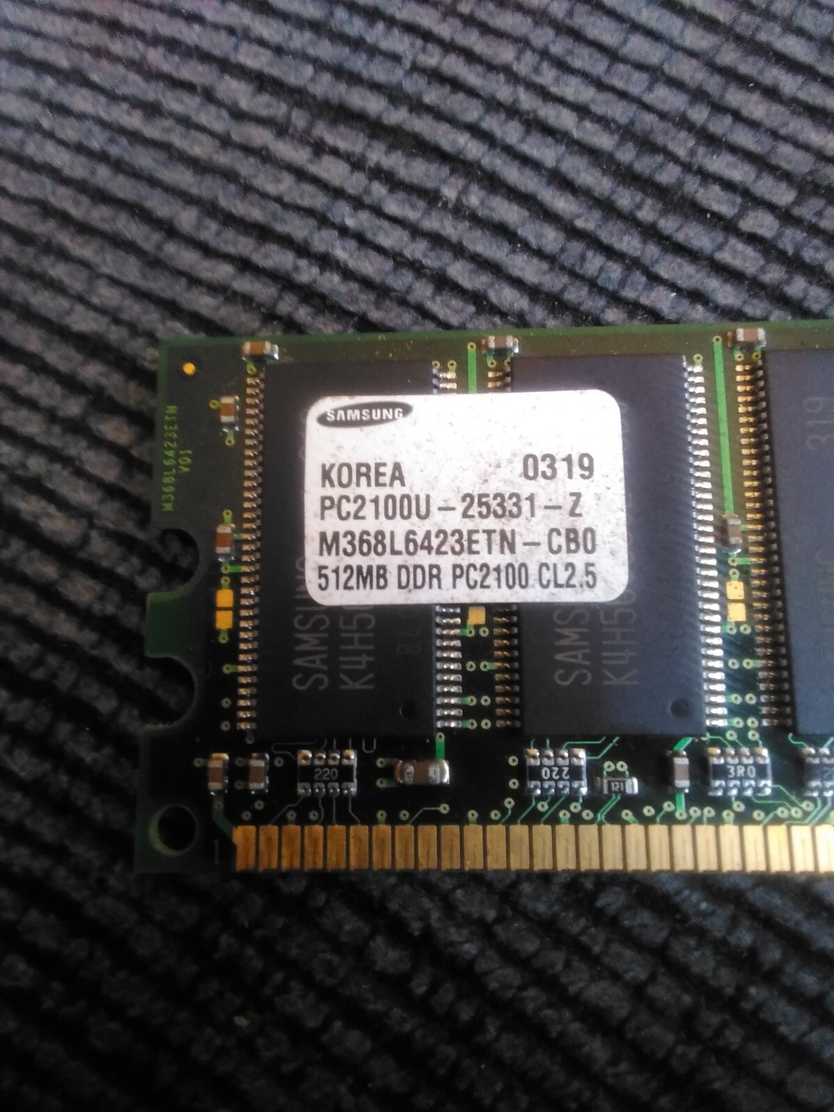 Samsung M381L3223ETM-CB0 PC2100U-25331-A1 256MB ECC Server Memory RAM