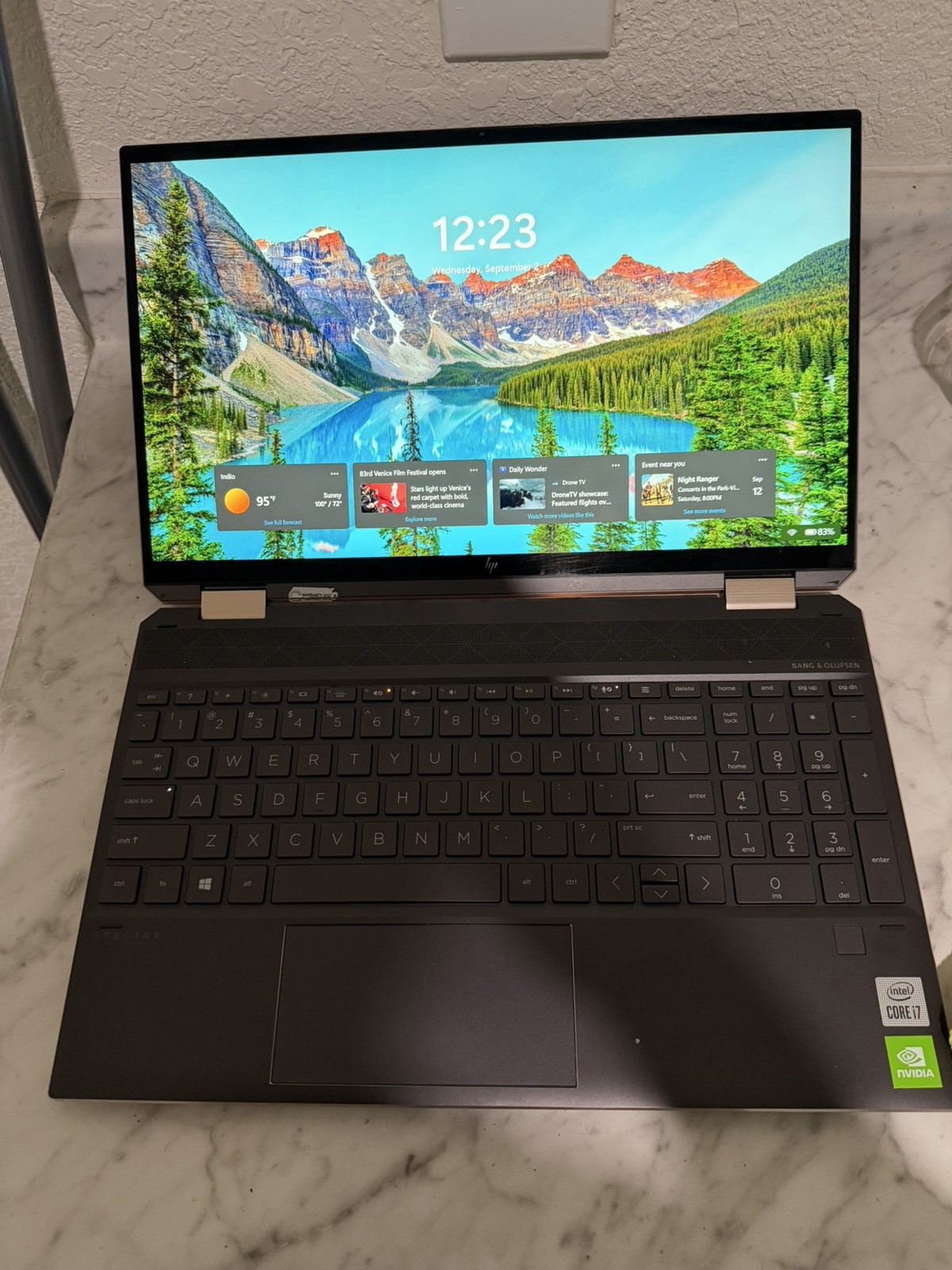 HP Spectre x360 15 4K UHD TOUCH  i7-10510U 1.80GHz 16GB 512GB SSD NVIDIA MX330