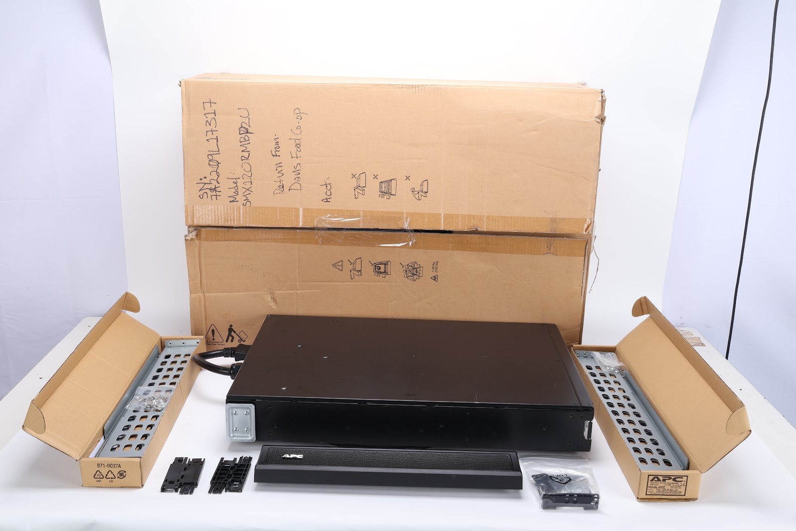 APC SMX120RMBP2U Smart X 120V External Battery Pack W/ 0M-756H Rail Kit Lot of 3