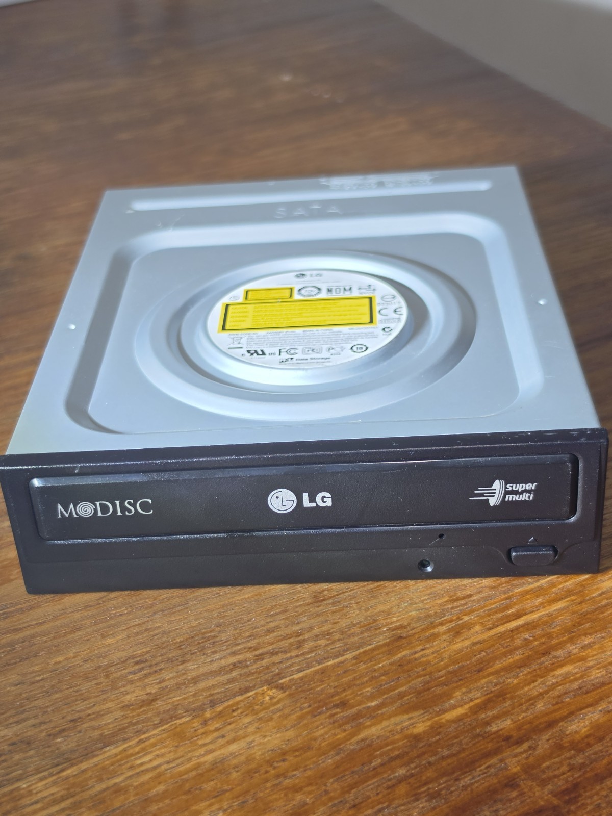 LG Super-Multi 24x Internal DVD±RW/CD-RW Drive - Black (GH24NS95)