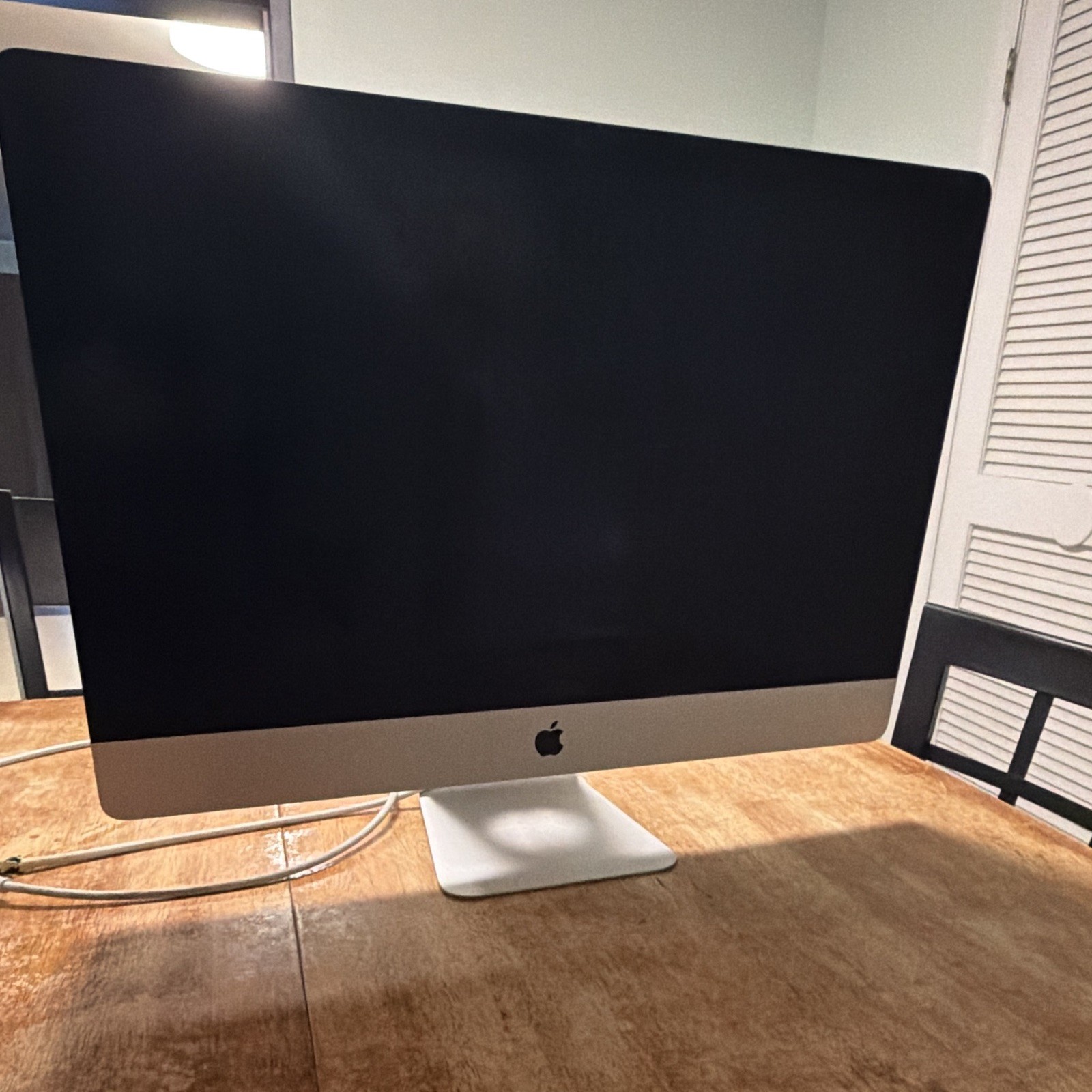Apple iMac Series All-in-One Desktop Computer Silver
