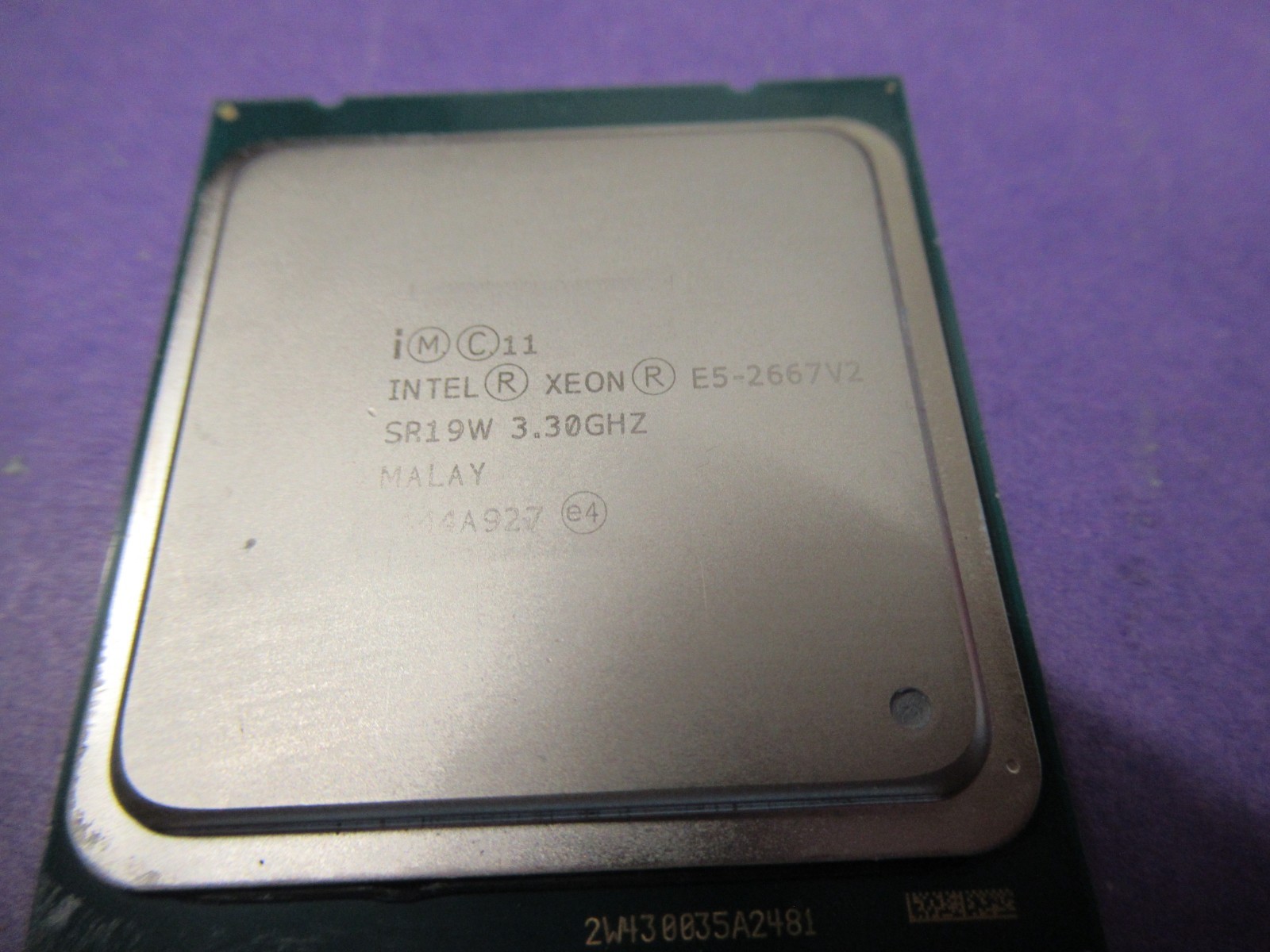 Intel Xeon E5 - 2667V2  / SR19W   3.30GHz 25MB  8-Core CPU Socket LGA2011
