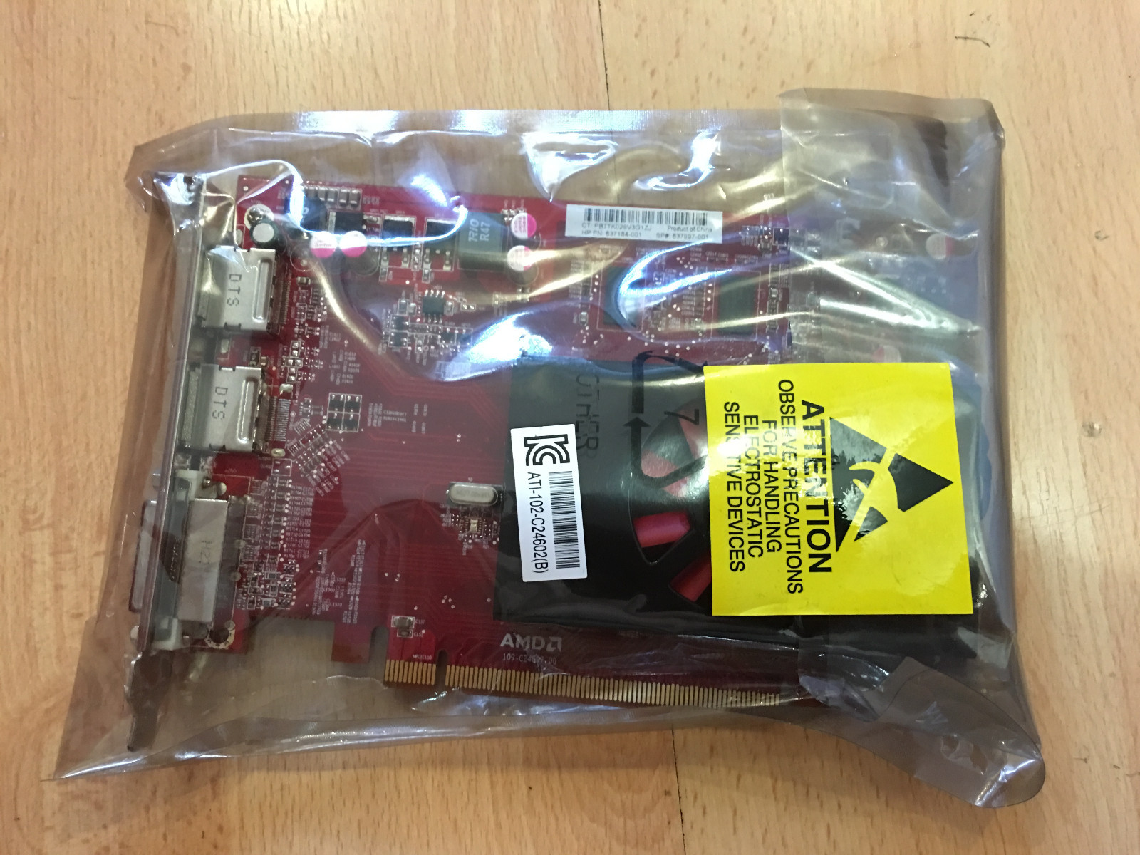 New, HP AMD Radeon 637184-001 637997-001 HD 6570 1GB DDR3 DP DVI Video Card 