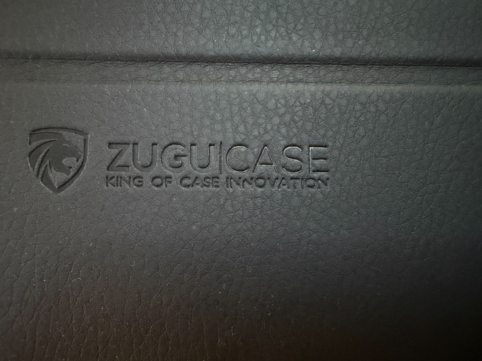 ZUGU CASE for iPad Protective Feaux Leather Black NWOT w. pen holder