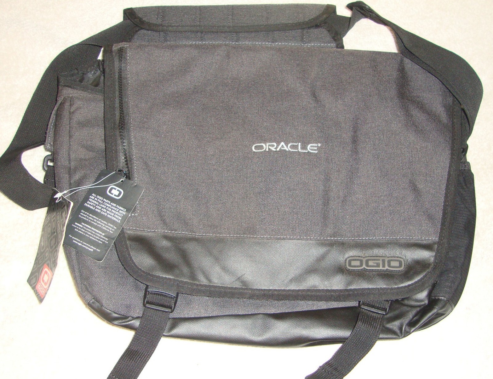 OGIO Oracle Computer Software Company Laptop Computer Shoulder Bag logo