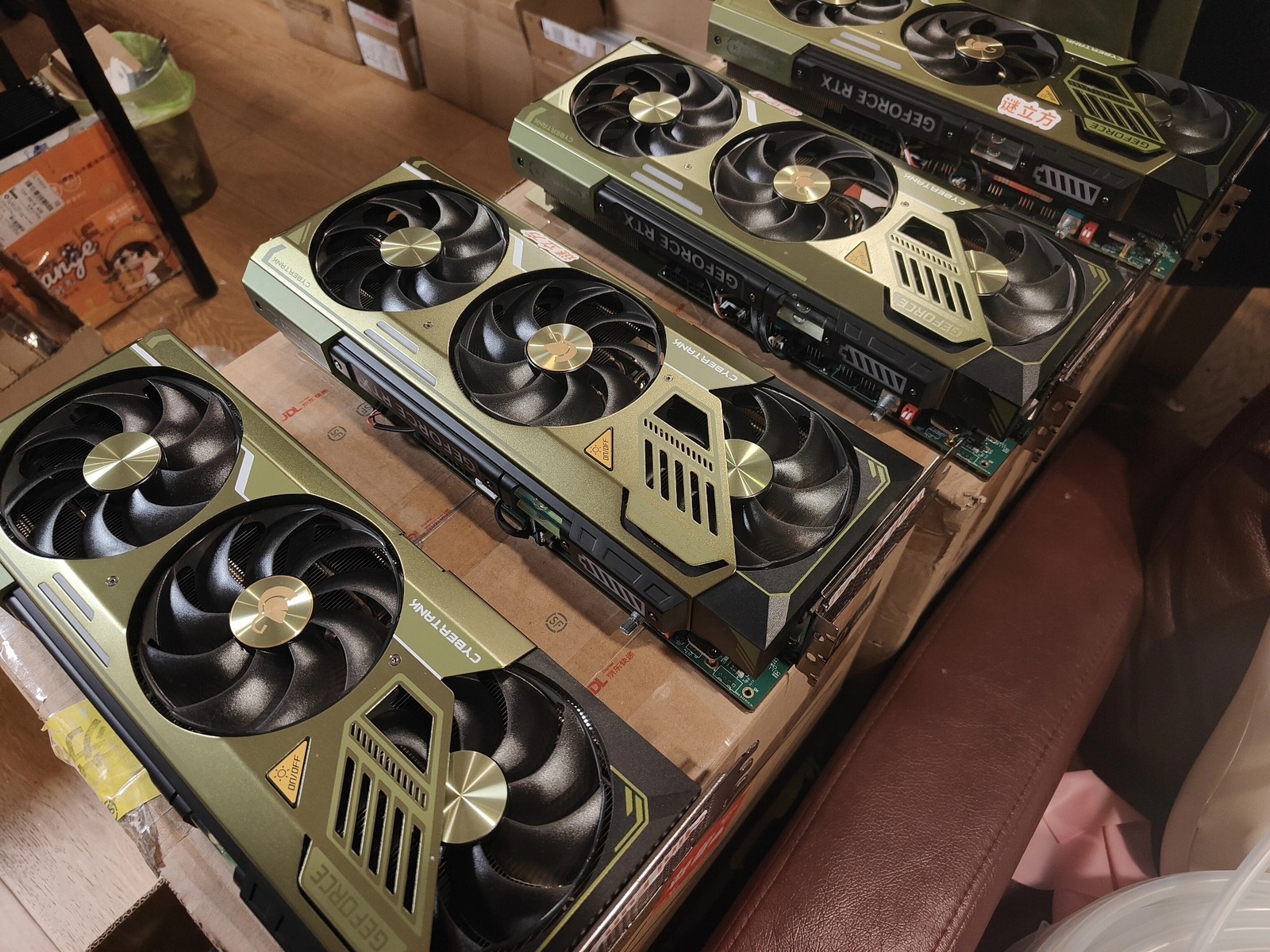 NVIDIA Tesla V100 16GB SXM2 AI GPU | Manli RTX4090 PCIe x16 Adapter Air Cooler