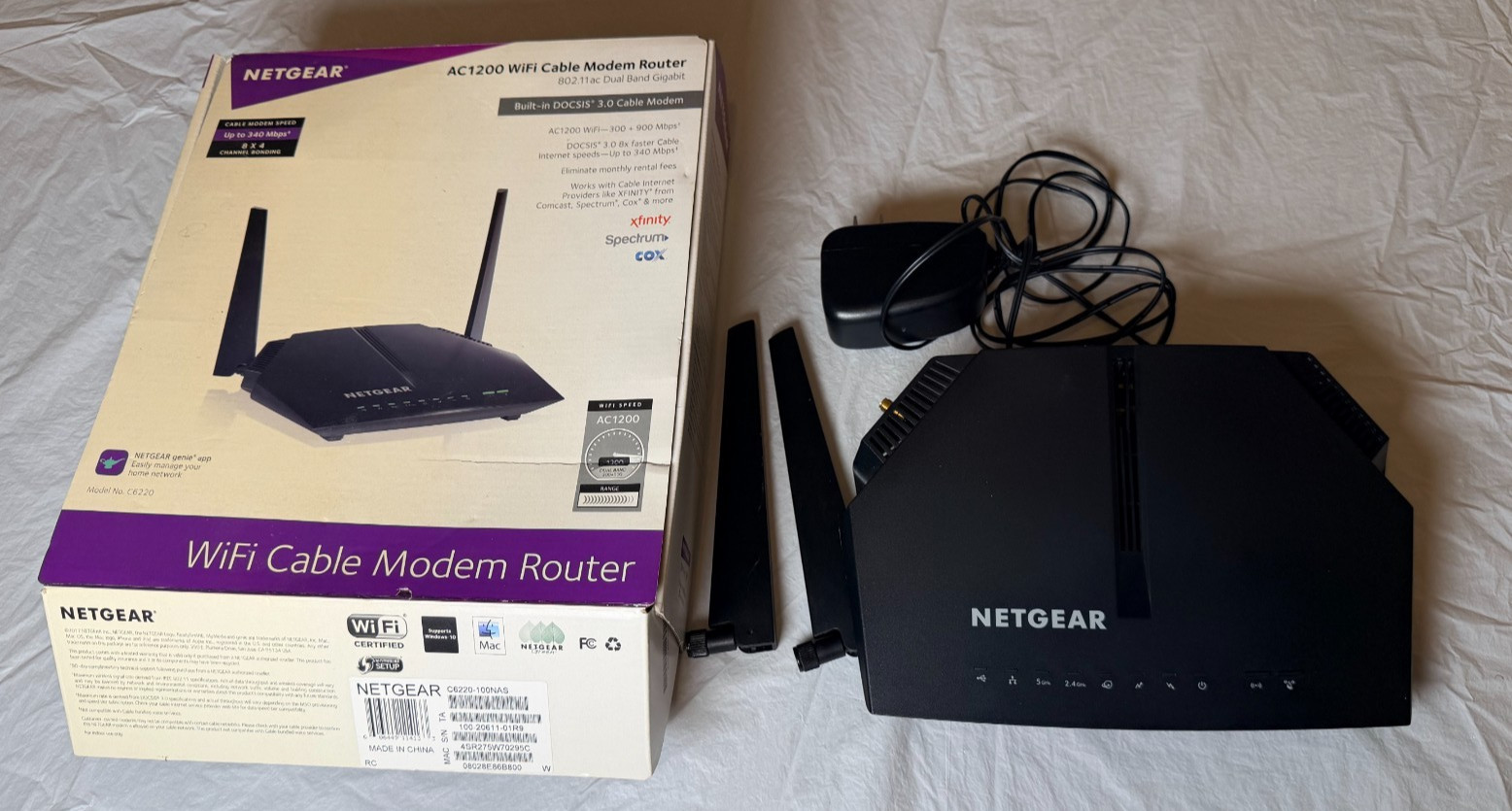 Netgear AC1200 Wifi Router Model C6220 Cable Modem 
