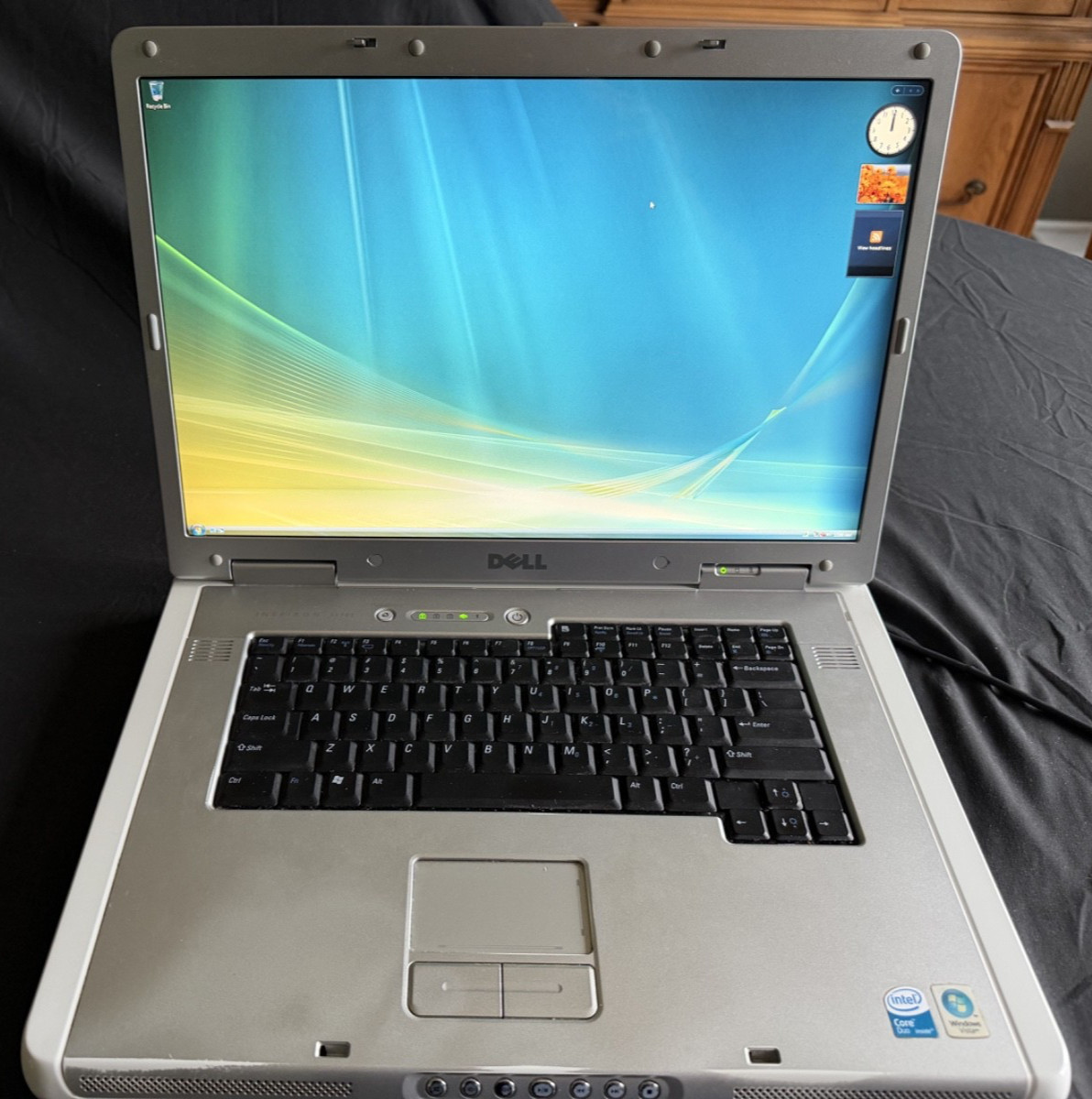 Dell Inspiron E1705 Laptop Intel 80GB HDD Windows Vista Charger - BATTERY DEAD