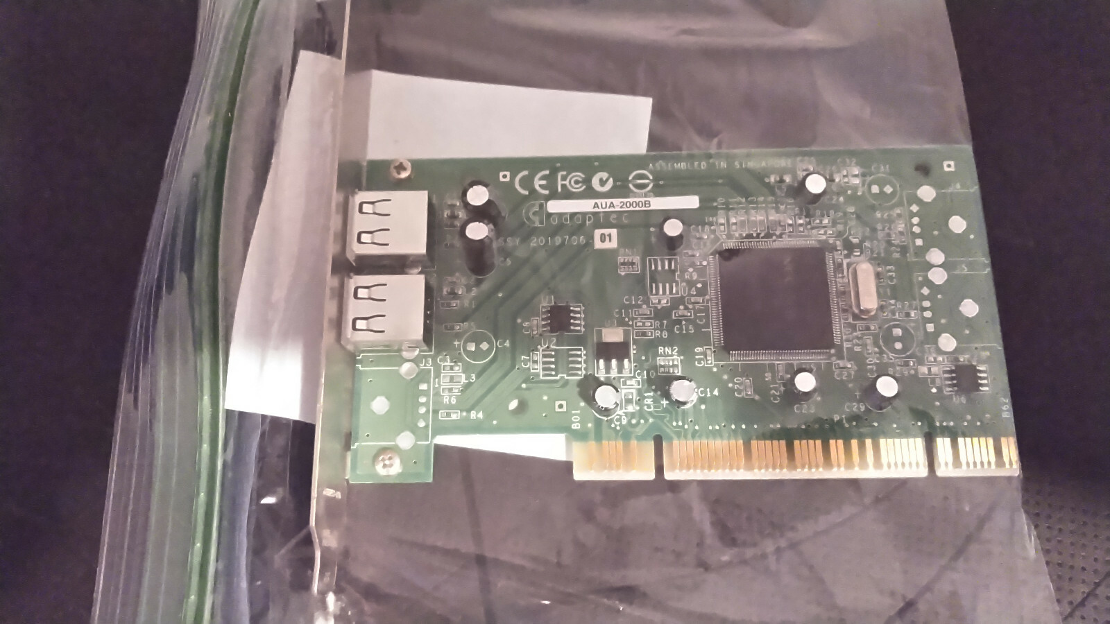 {ADAPTEC} [USB2Connect] {AUA-2000B} 2-Port USB 2.0 PCI Controller Card