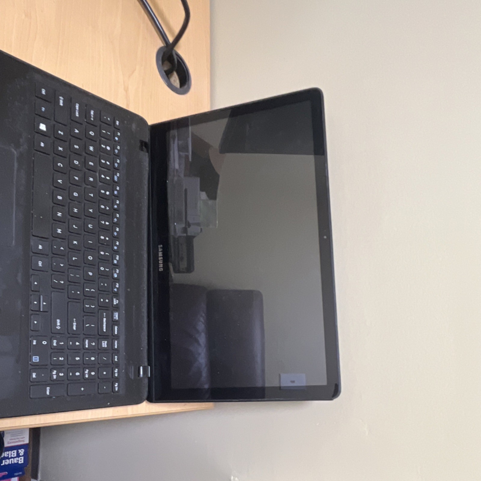 Samsung 15.6in Notebook Laptop i5 8GB RAM 500-749GB HDD Black 2013