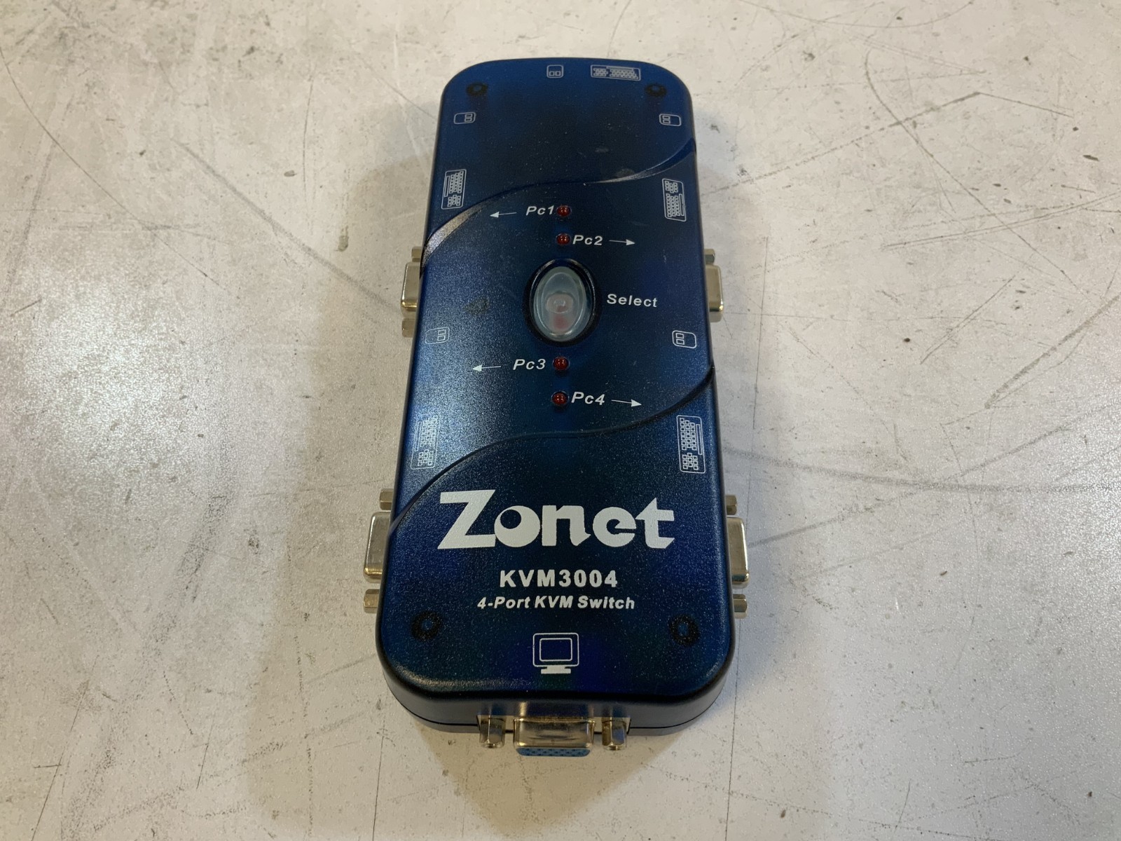 Zonet KVM3004-01 4-Port VGA KVM Switch, Blue "A6B"