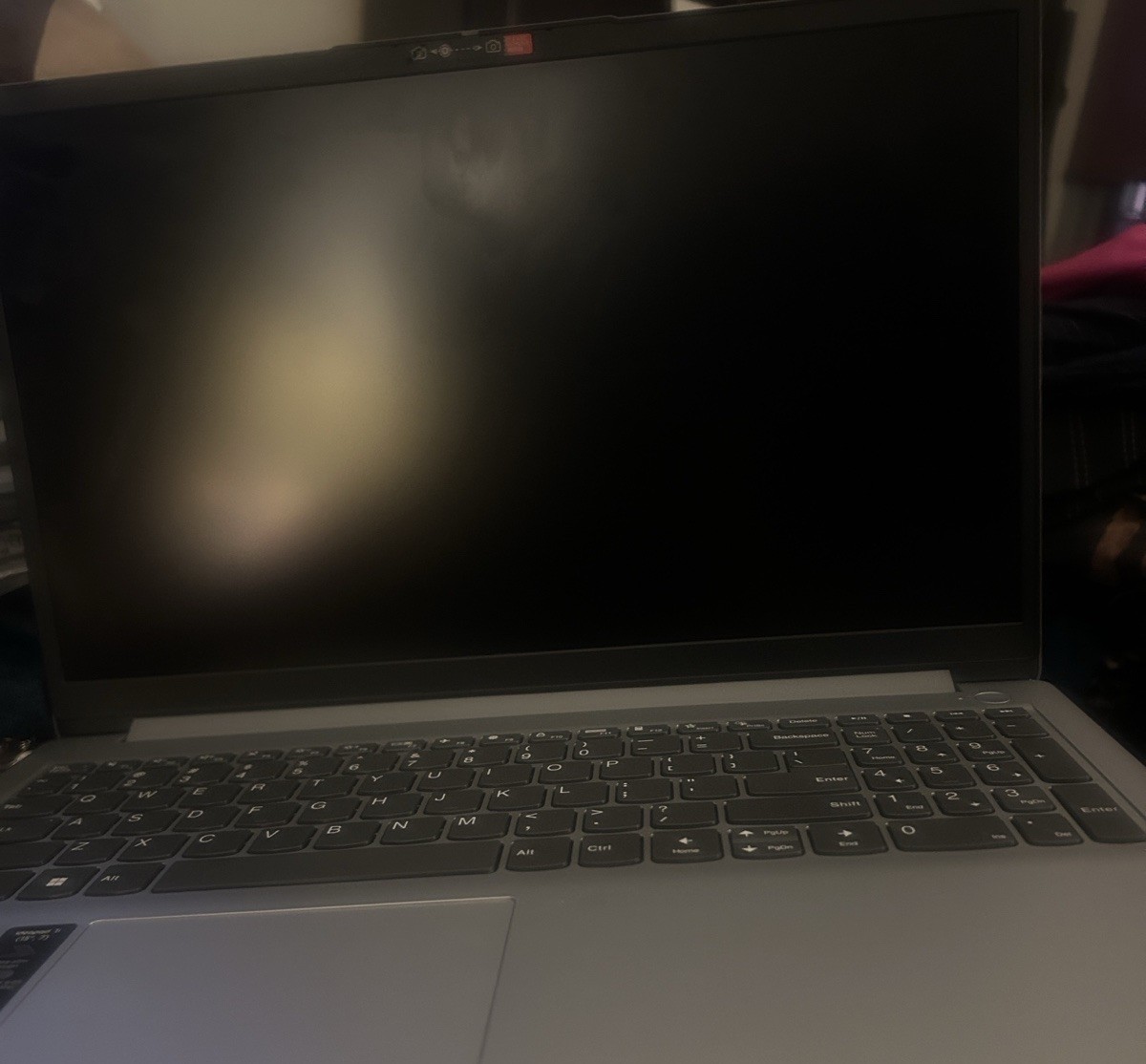 Lenovo IdeaPad 1 15.6" FullHD Intel Cele 4GB Mem 128GB Flash Stor Win 11 Laptop