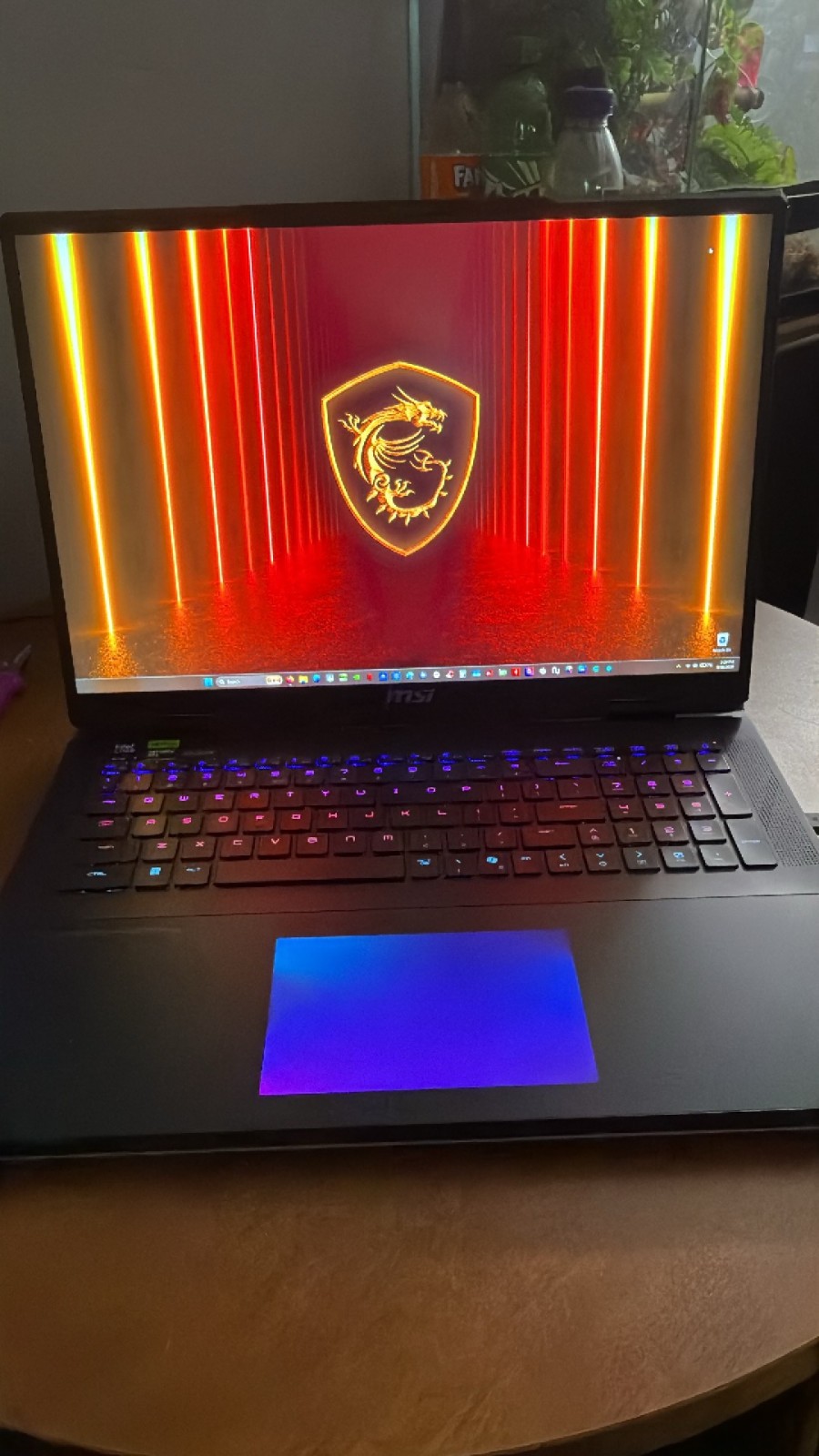 MSI Titan 18 HX AI A2XWJG 285HX RTX 5090 4K Mini LED UHD+ 4TB SSD In Orignal Box