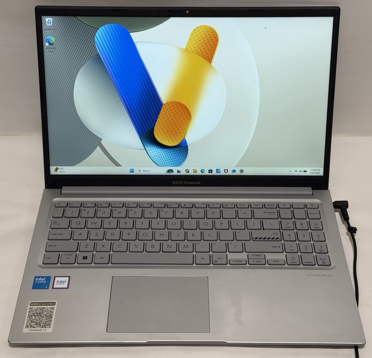 Asus Vivobook 15 F1504V 15.6" intel 5-120U 1.4GHz 16GB RAM 512GB SSD w/ Charger