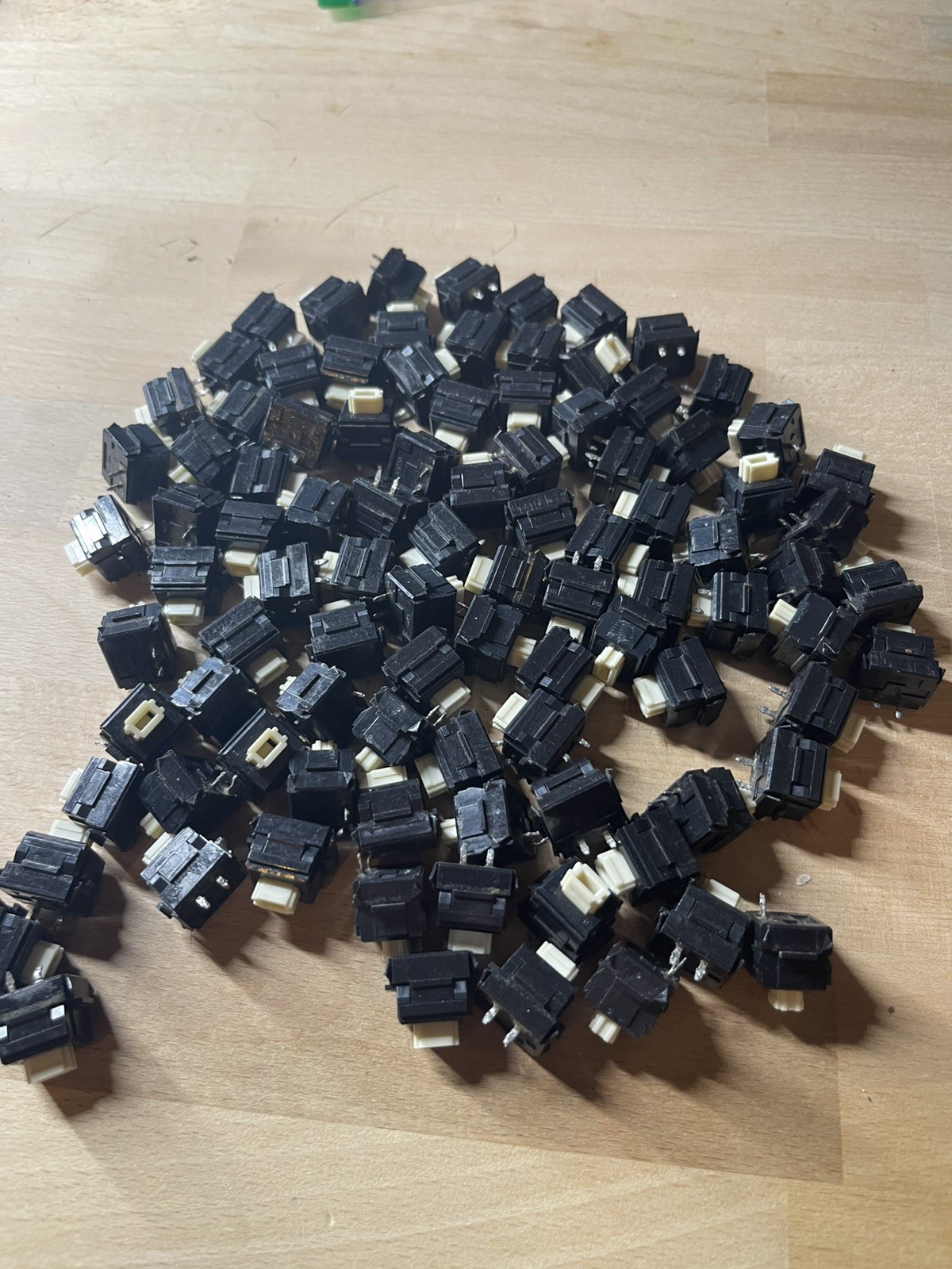 Alps SKCM Cream Switches (96 QTY)