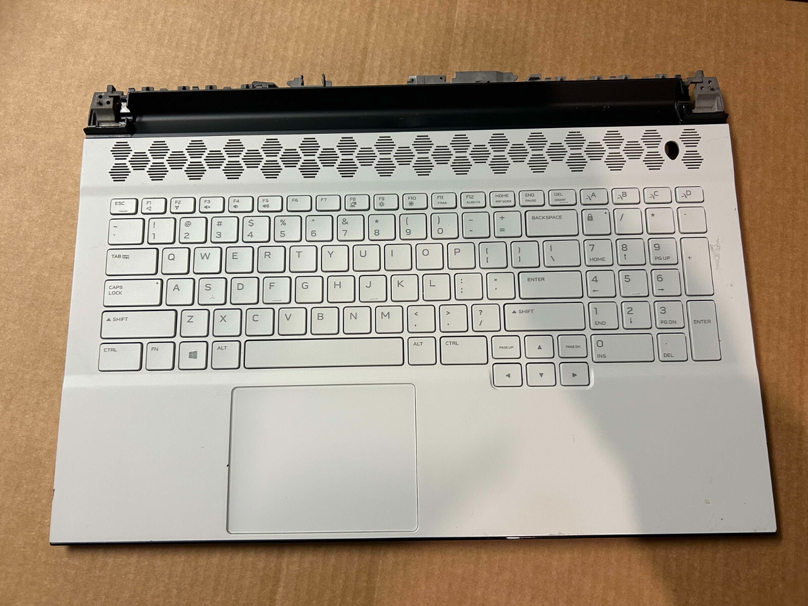 Genuine Dell Alienware M17 R3 Laptop Palmrest US Backlit Keyboard Touchpad 0KP6D