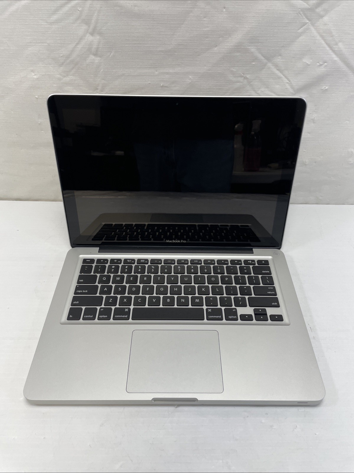 Apple Macbook Pro A1278 i5 8 GB Ram 500 GB Hard drive Catalina