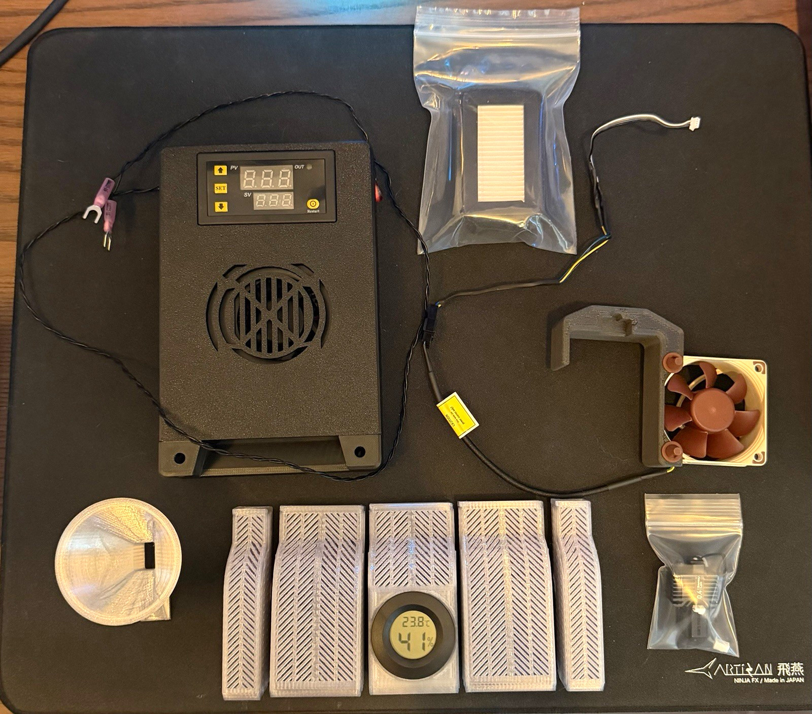 Bambu lab X1C custom chamber heater + mainboard cooling fan upgrade