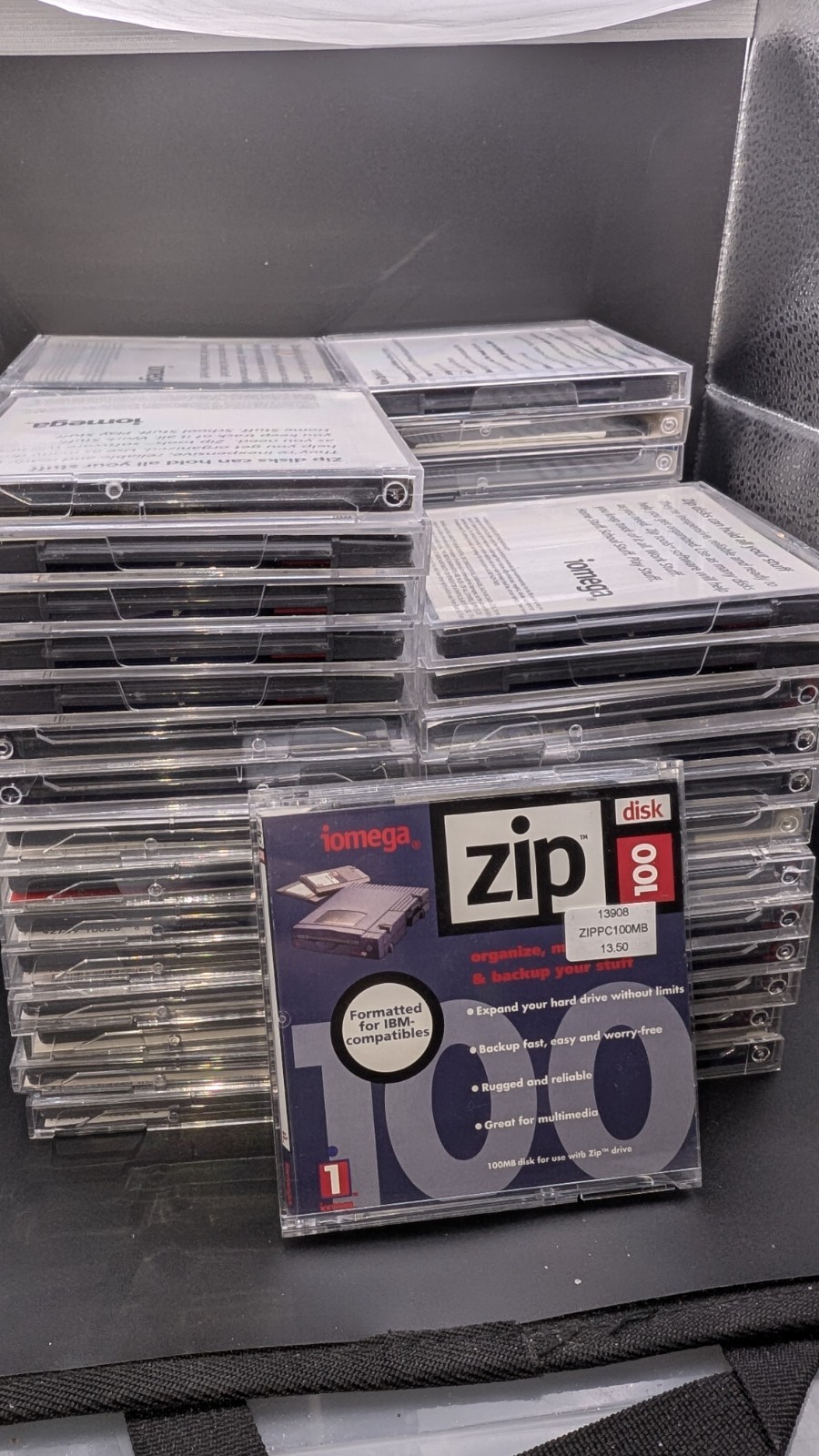 Used Iomega/Fuji Zip Disk 100mb PC/IBM Format Lot Of 58