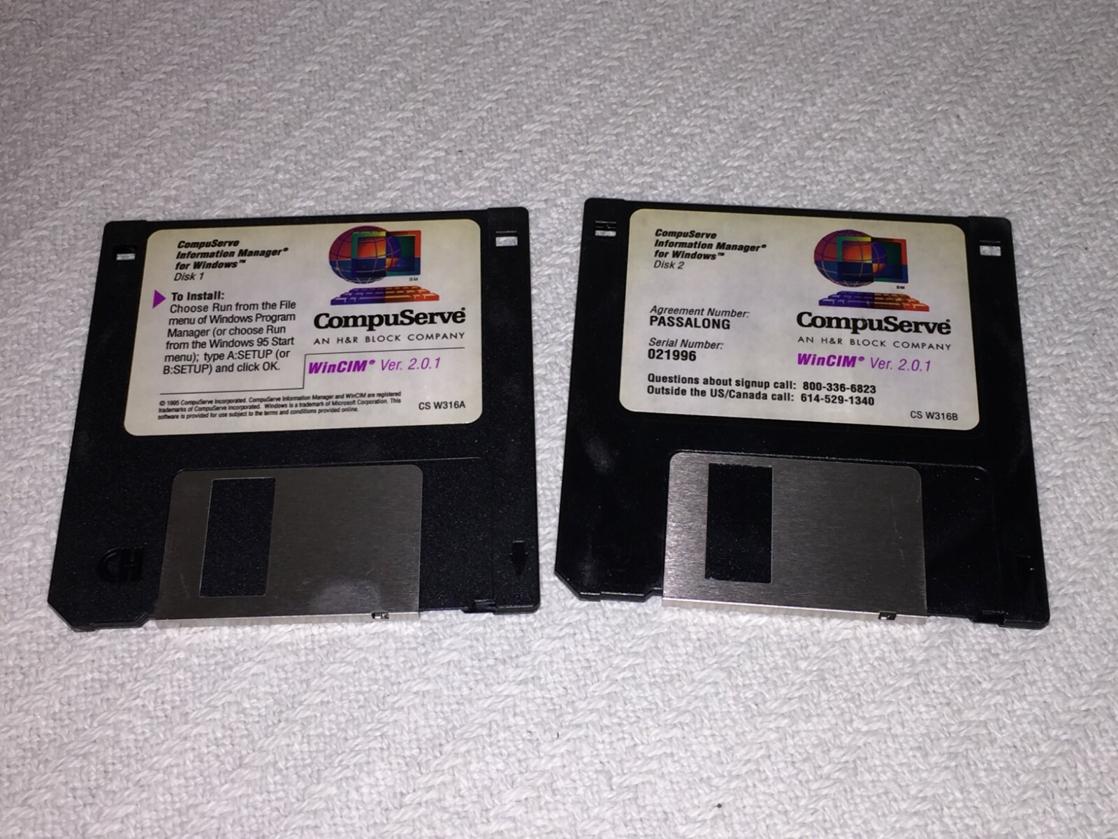 CompuServe Informative Manager for Windows 3.5" FloppyDisk 1&2 WinCIM Ver. 2.0.1