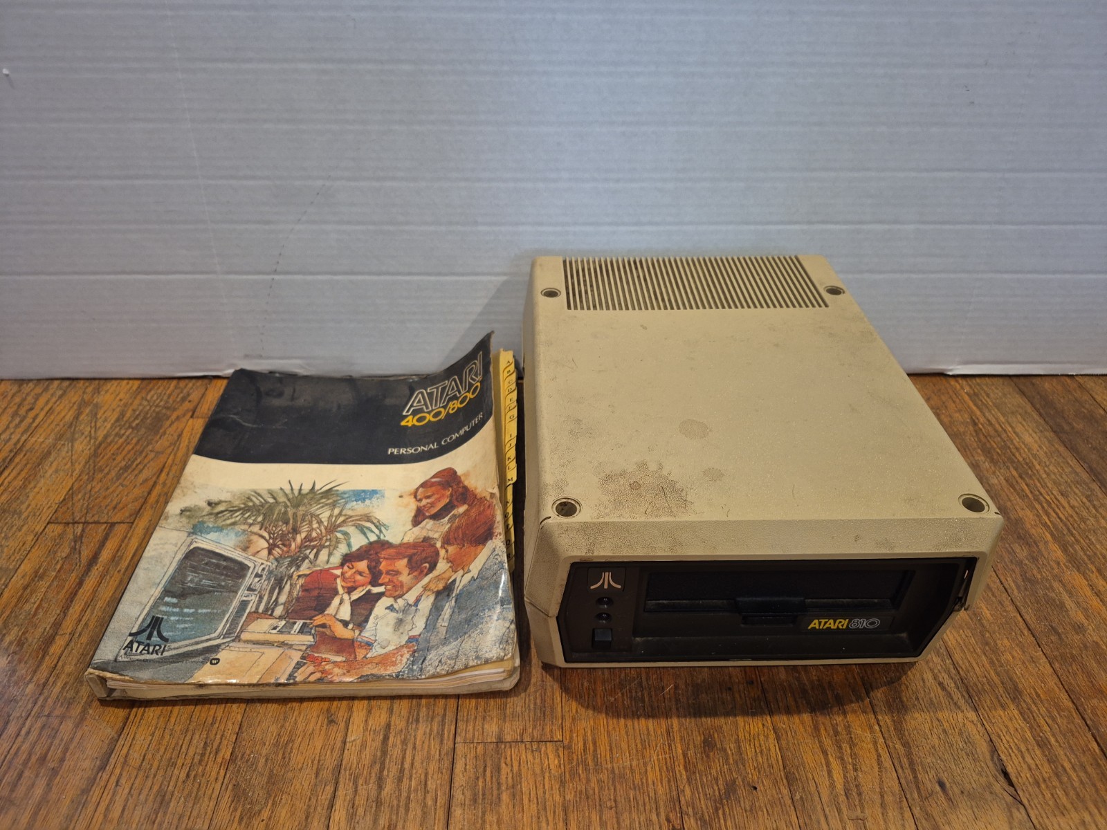 Vintage Atari 810 Disc Drive FOR PARTS OR REPAIR ONLY 