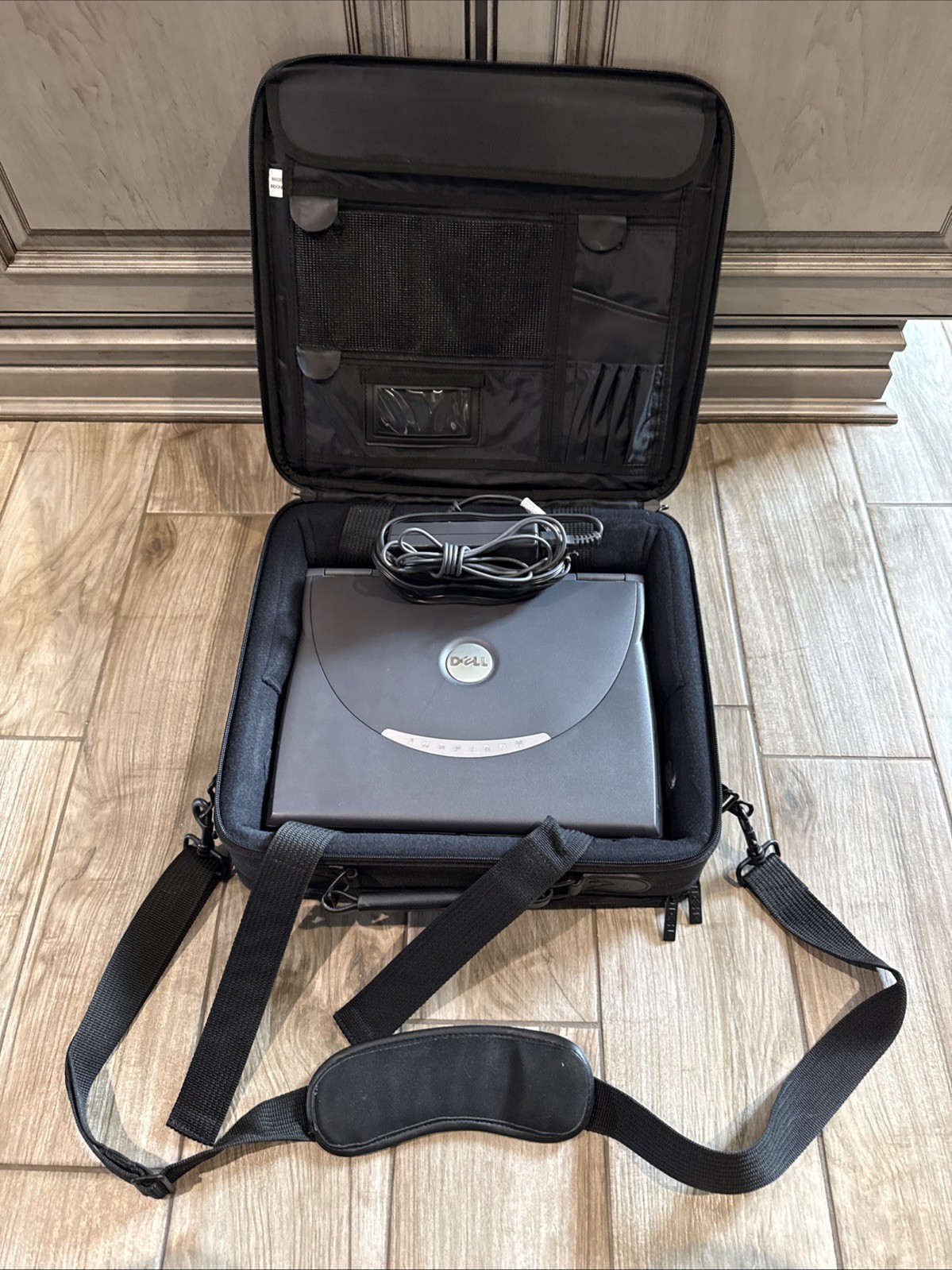 Vintage Dell inspiron 4000 Laptop Windows 14” With Bag Untested