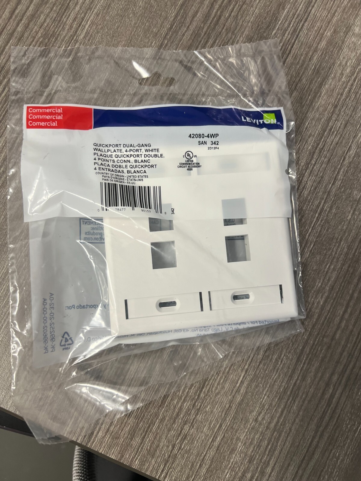 Leviton 42080-4WP  SAN 342 QuickPort Dual-Gang 4 port, white Wall Plate