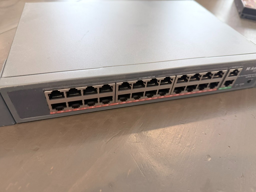 MokerLink POE-F242G, 26-Port Ethernet Poe Switch with 24-Port POE,Works