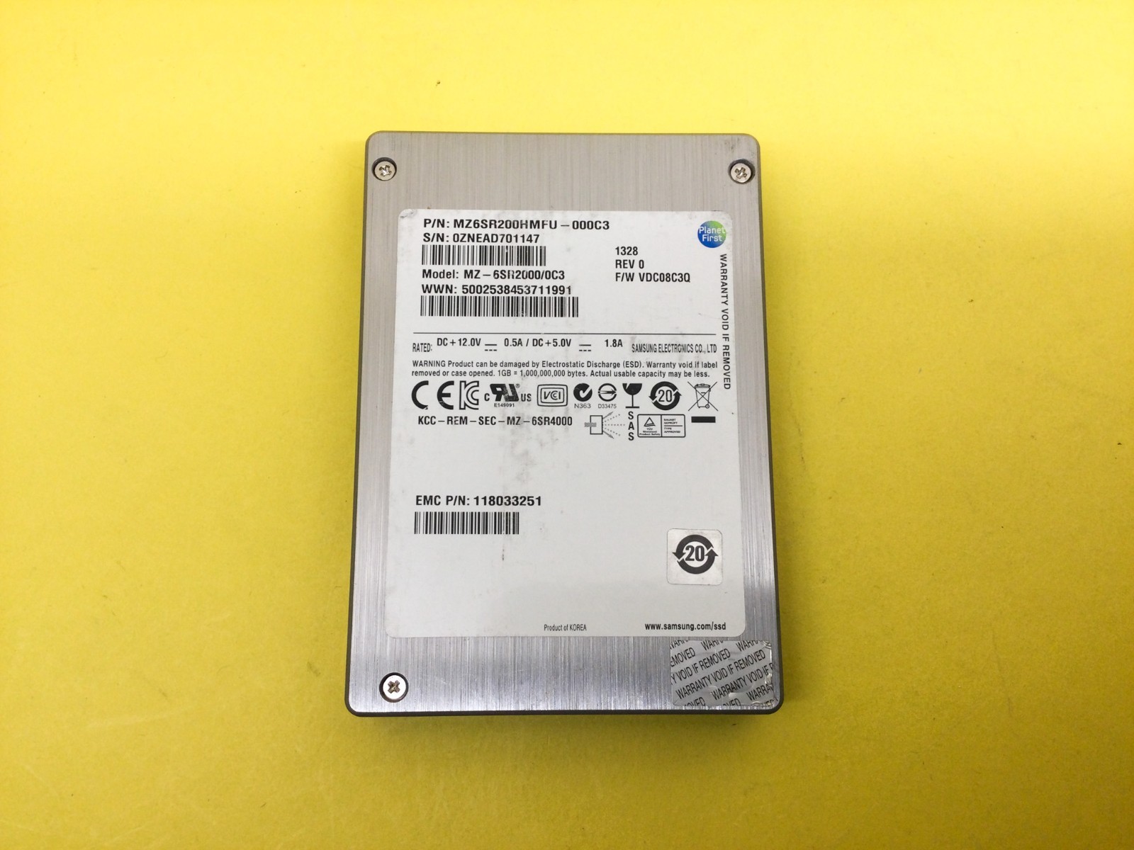 MZ-6SR2000/0C3 Samsung 200GB SAS 6Gbps 2.5in SSD EMC 118033251