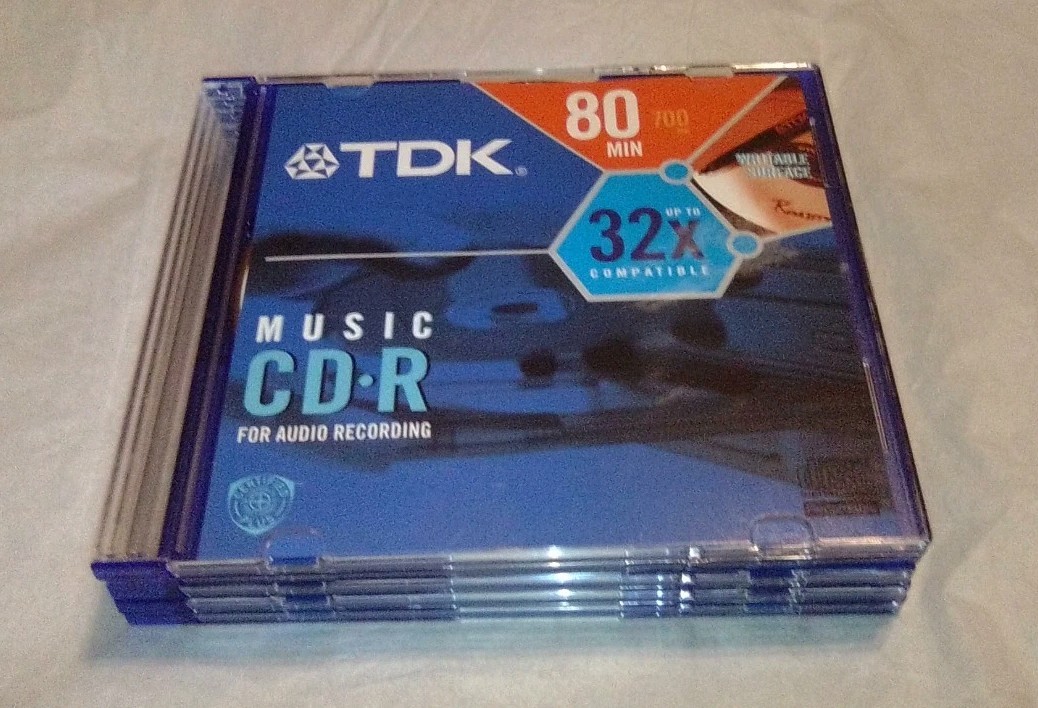 TDK 80-Minute CD-R Disc, Never Used 5 pack Unused Bundle  Blue Cases Open Box